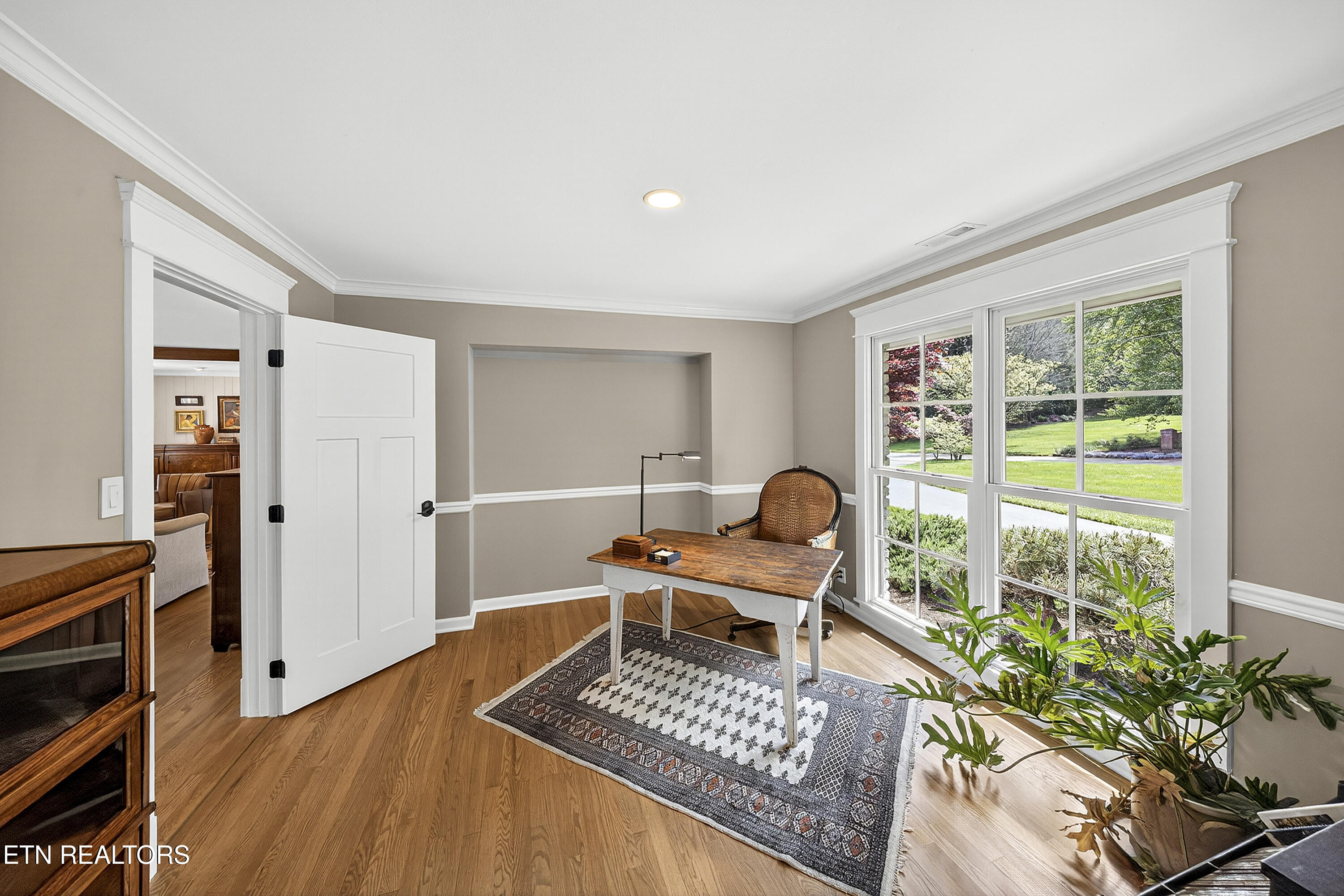 5413 Riverbend Drive