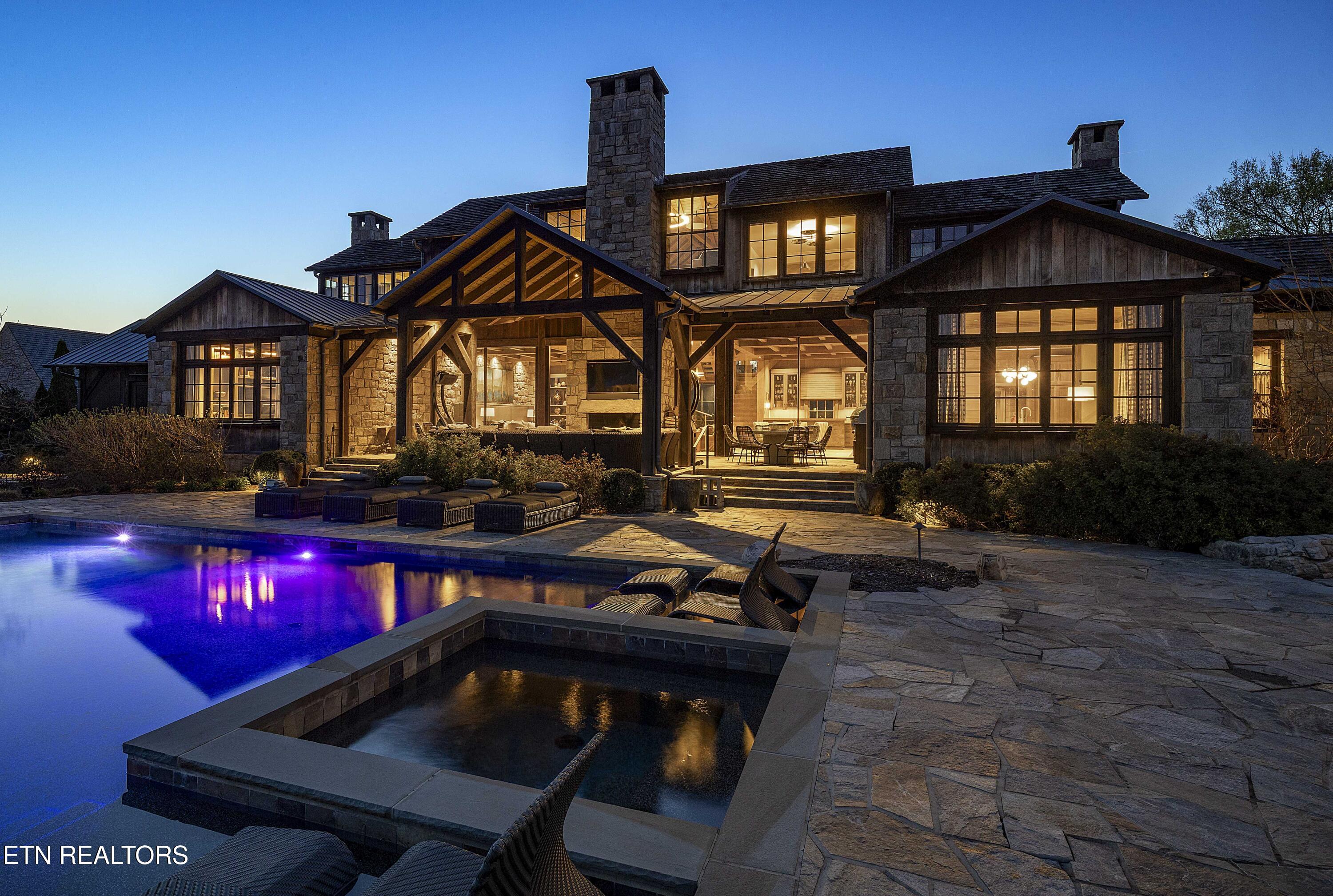 10580 Leonidas Meadow Way