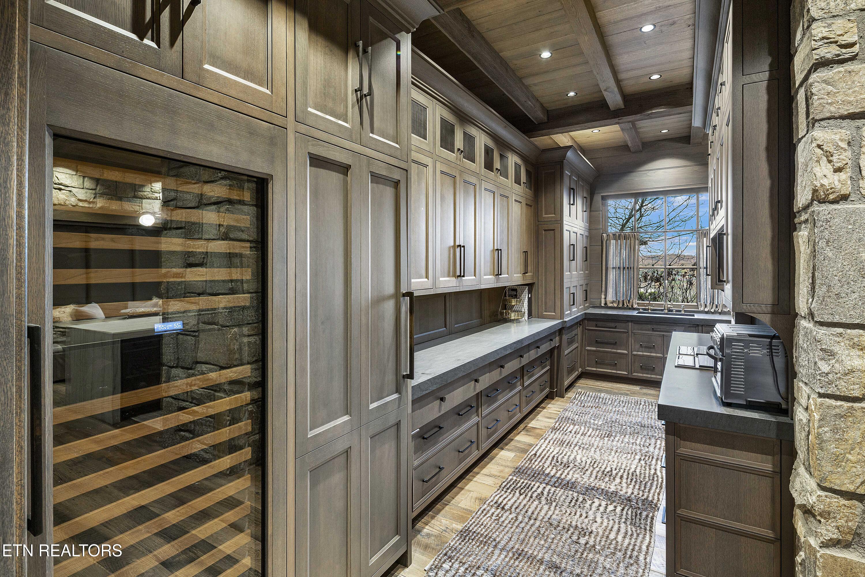 10580 Leonidas Meadow Way