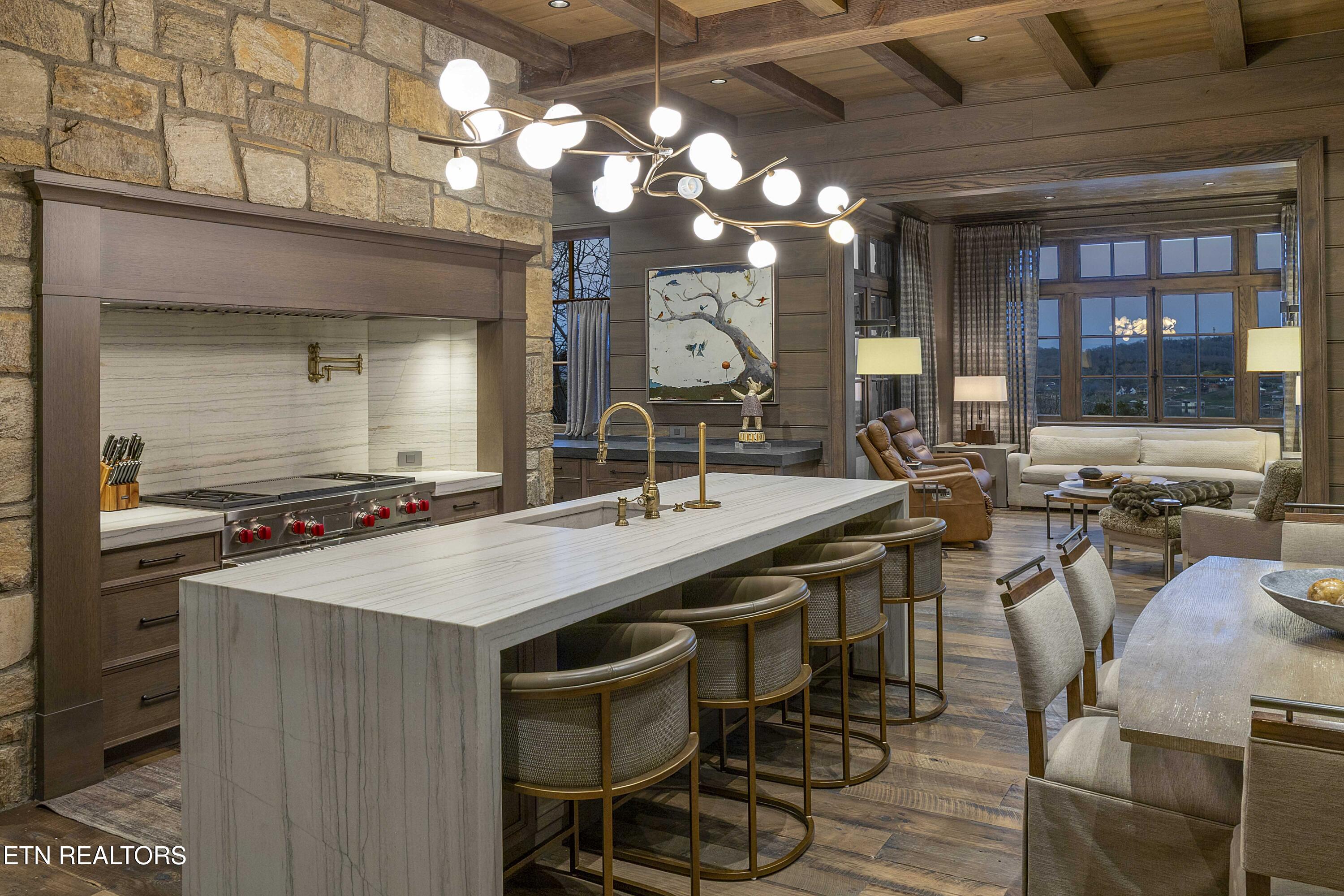 10580 Leonidas Meadow Way