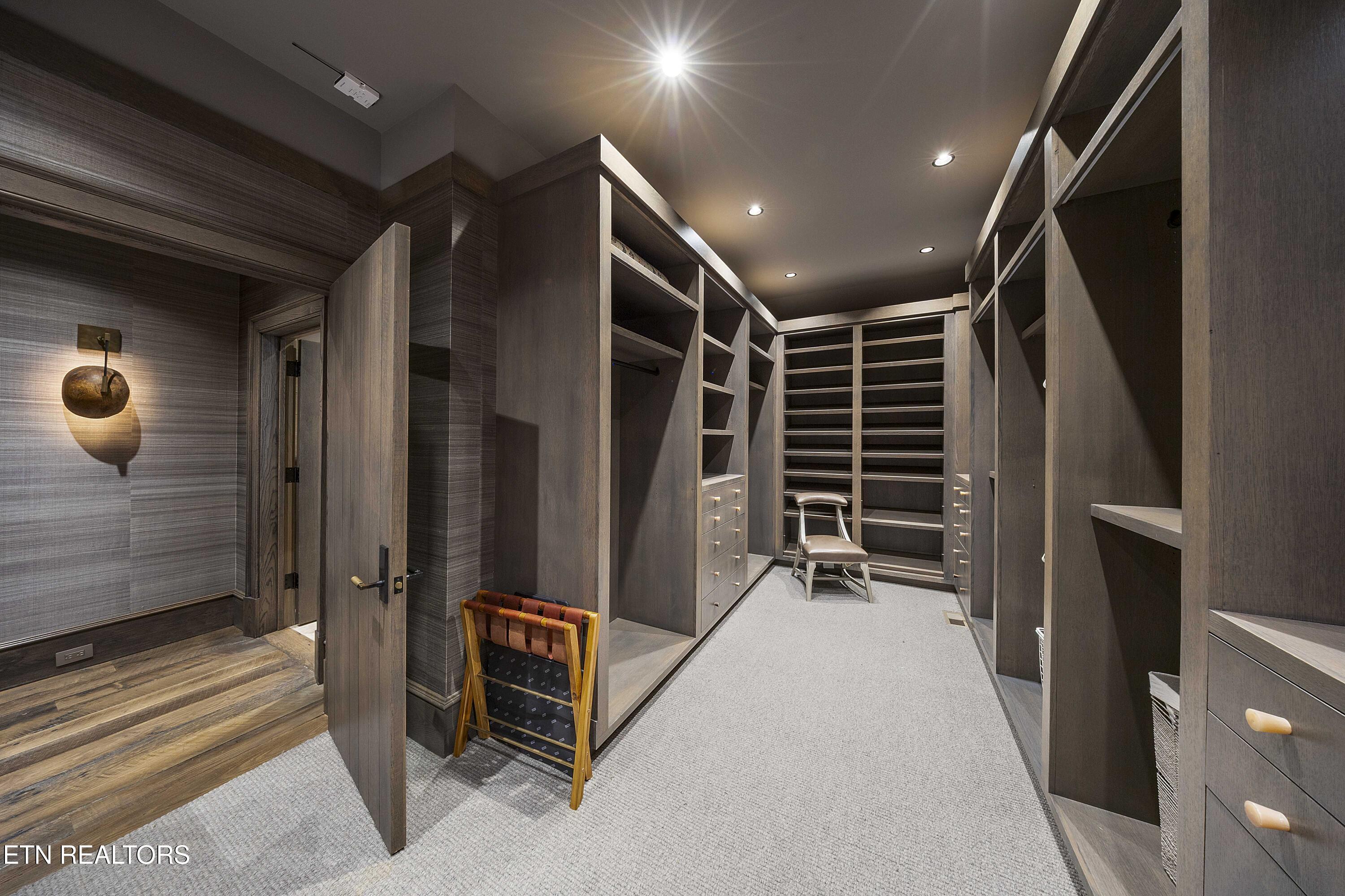 10580 Leonidas Meadow Way