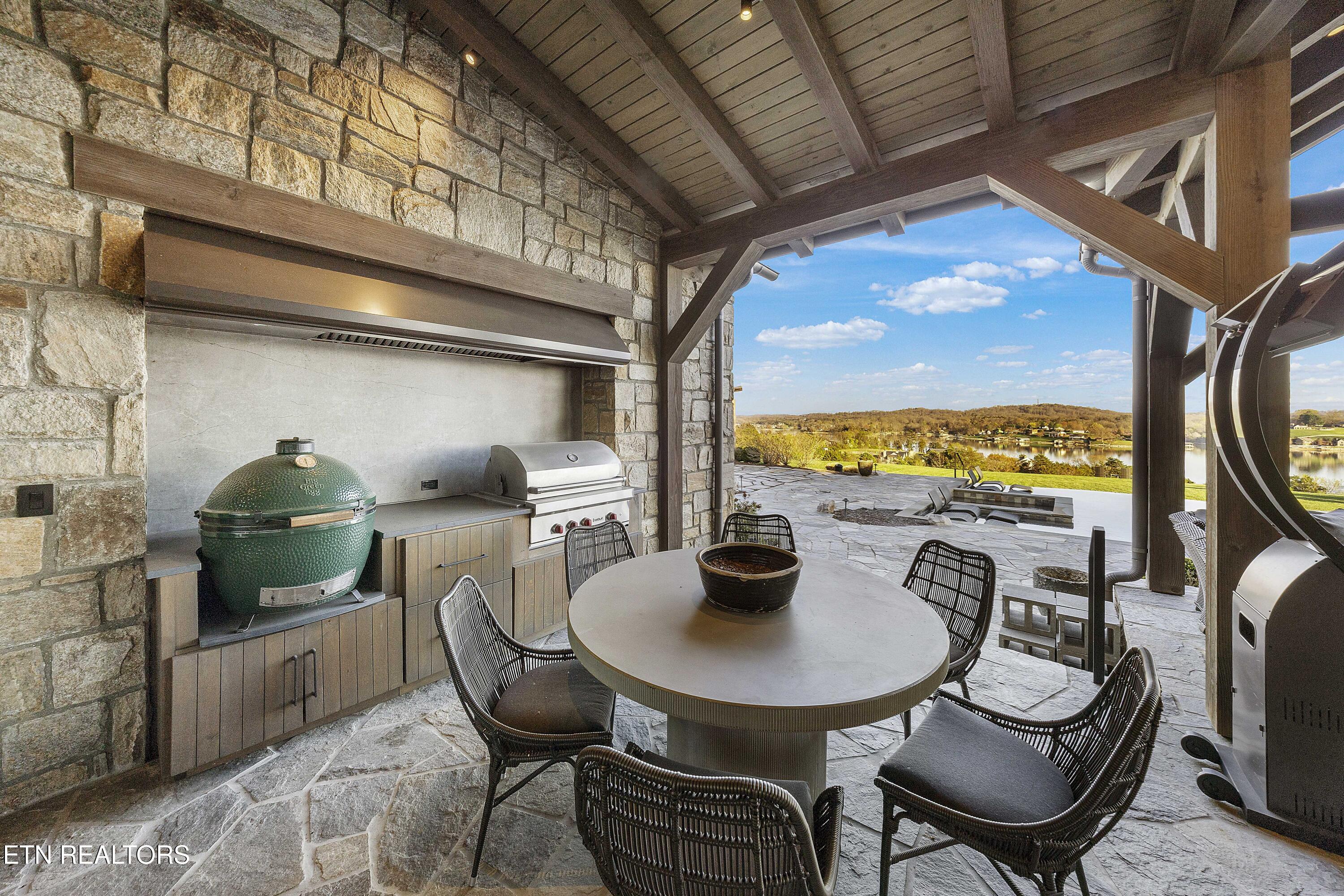 10580 Leonidas Meadow Way