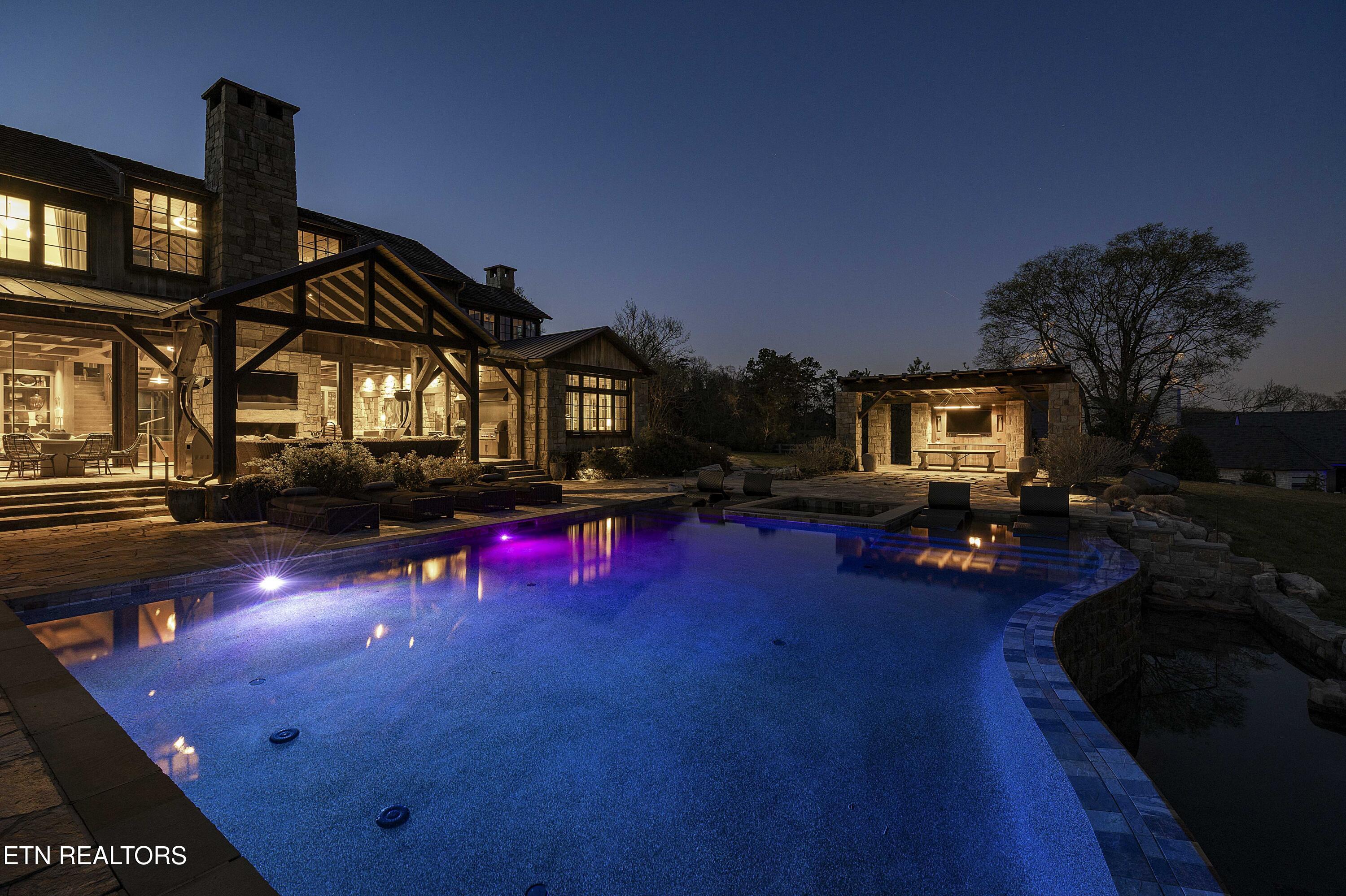 10580 Leonidas Meadow Way