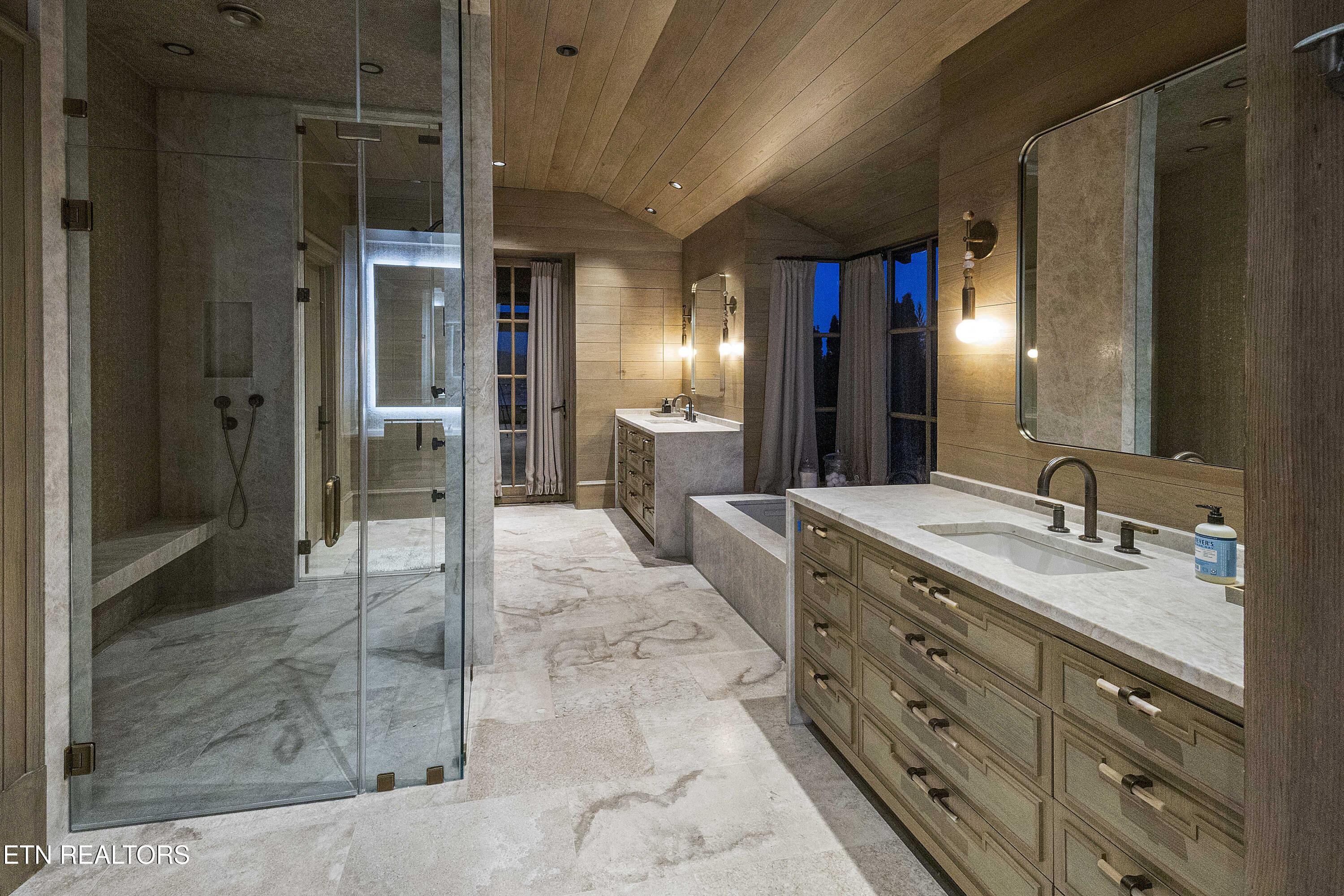 10580 Leonidas Meadow Way