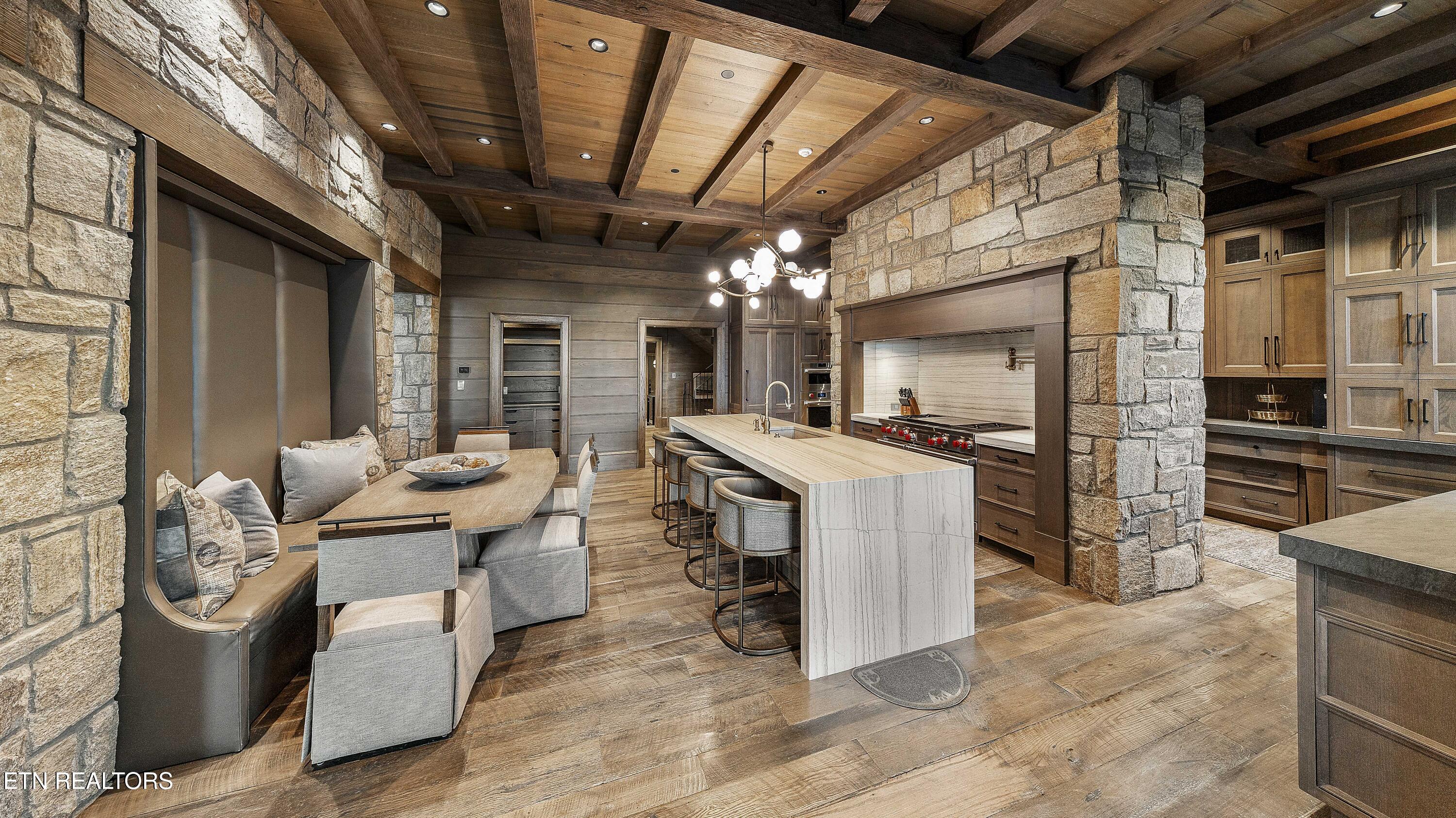 10580 Leonidas Meadow Way