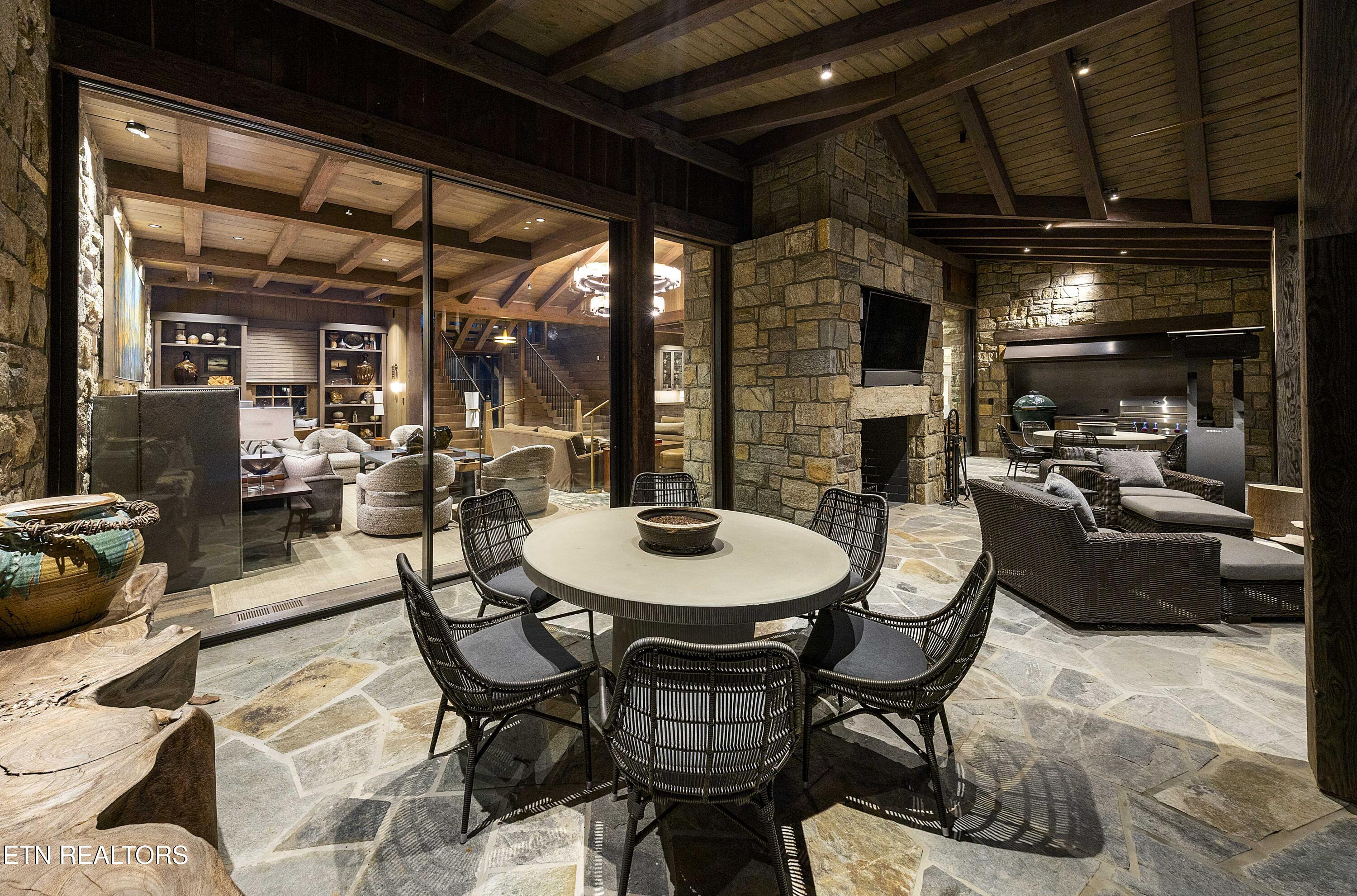 10580 Leonidas Meadow Way