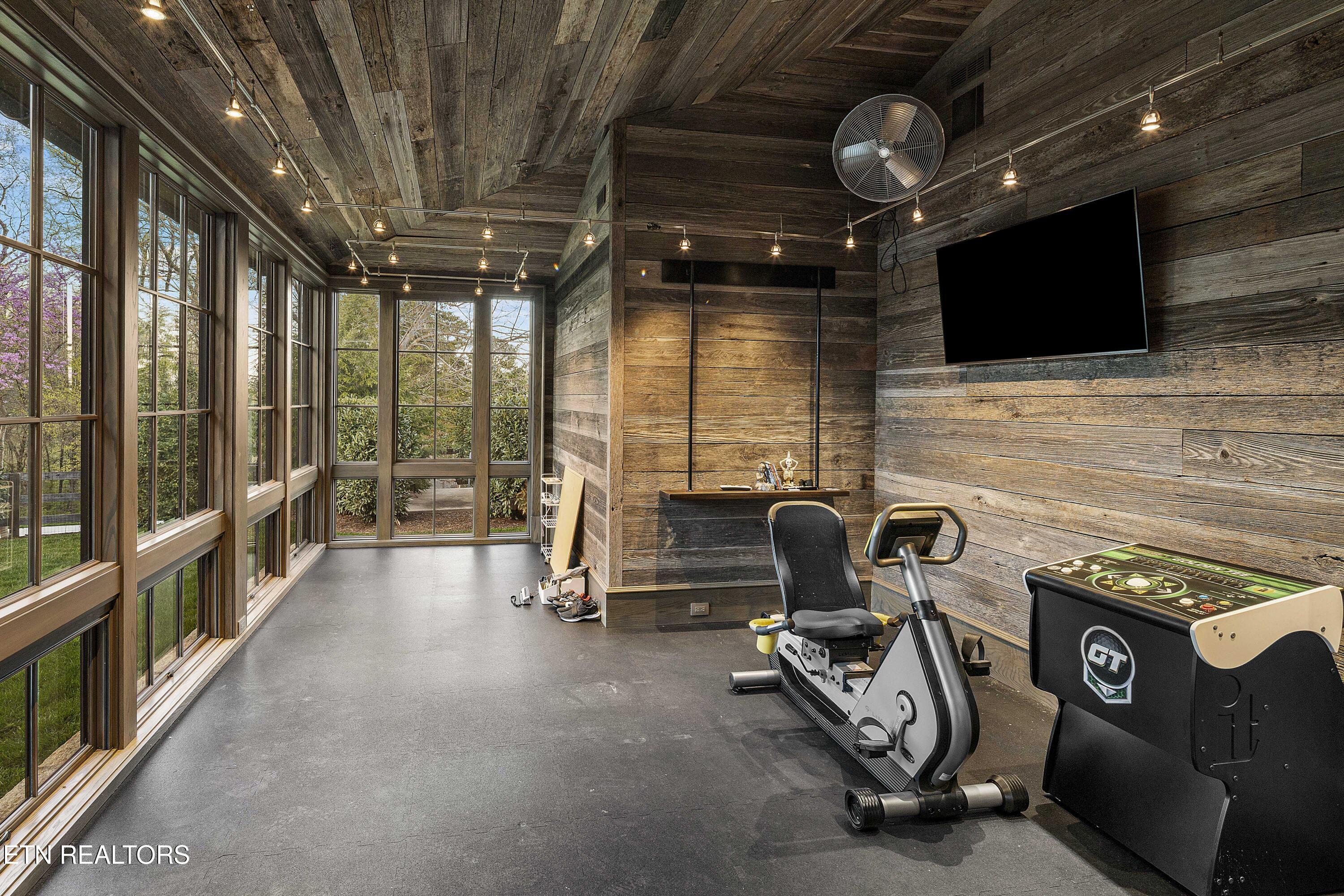 10580 Leonidas Meadow Way