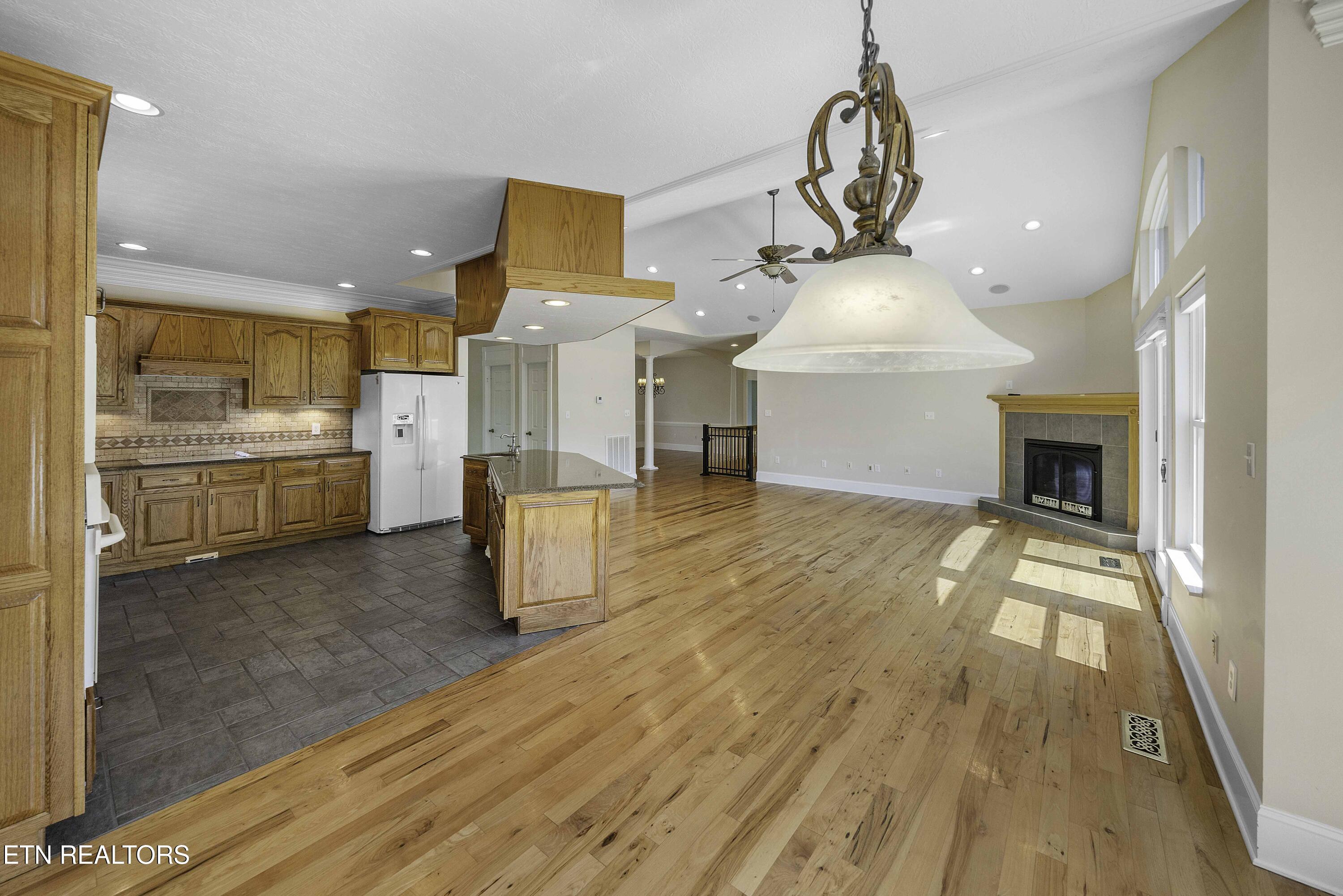 2760 Holston River Drive