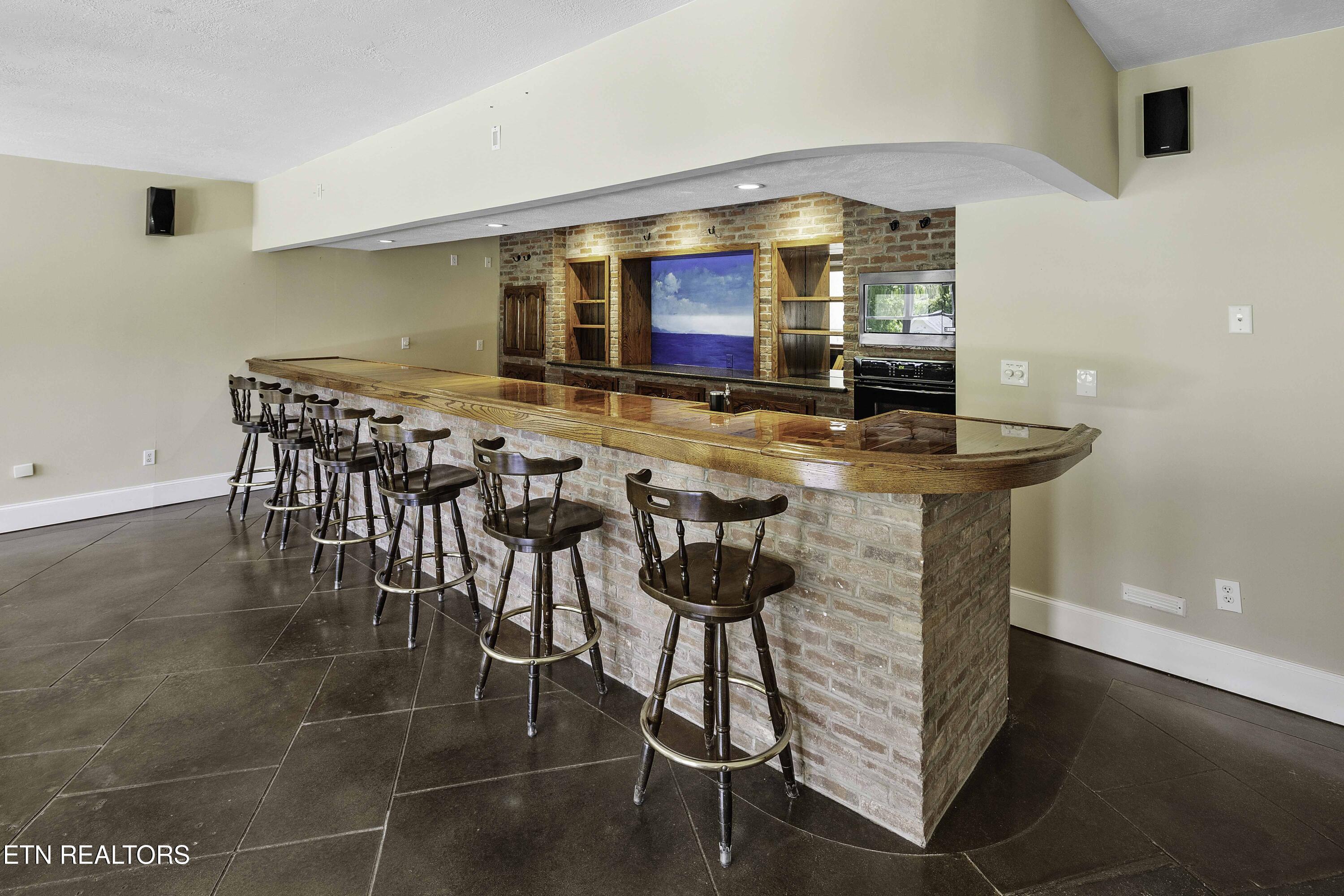 2760 Holston River Drive