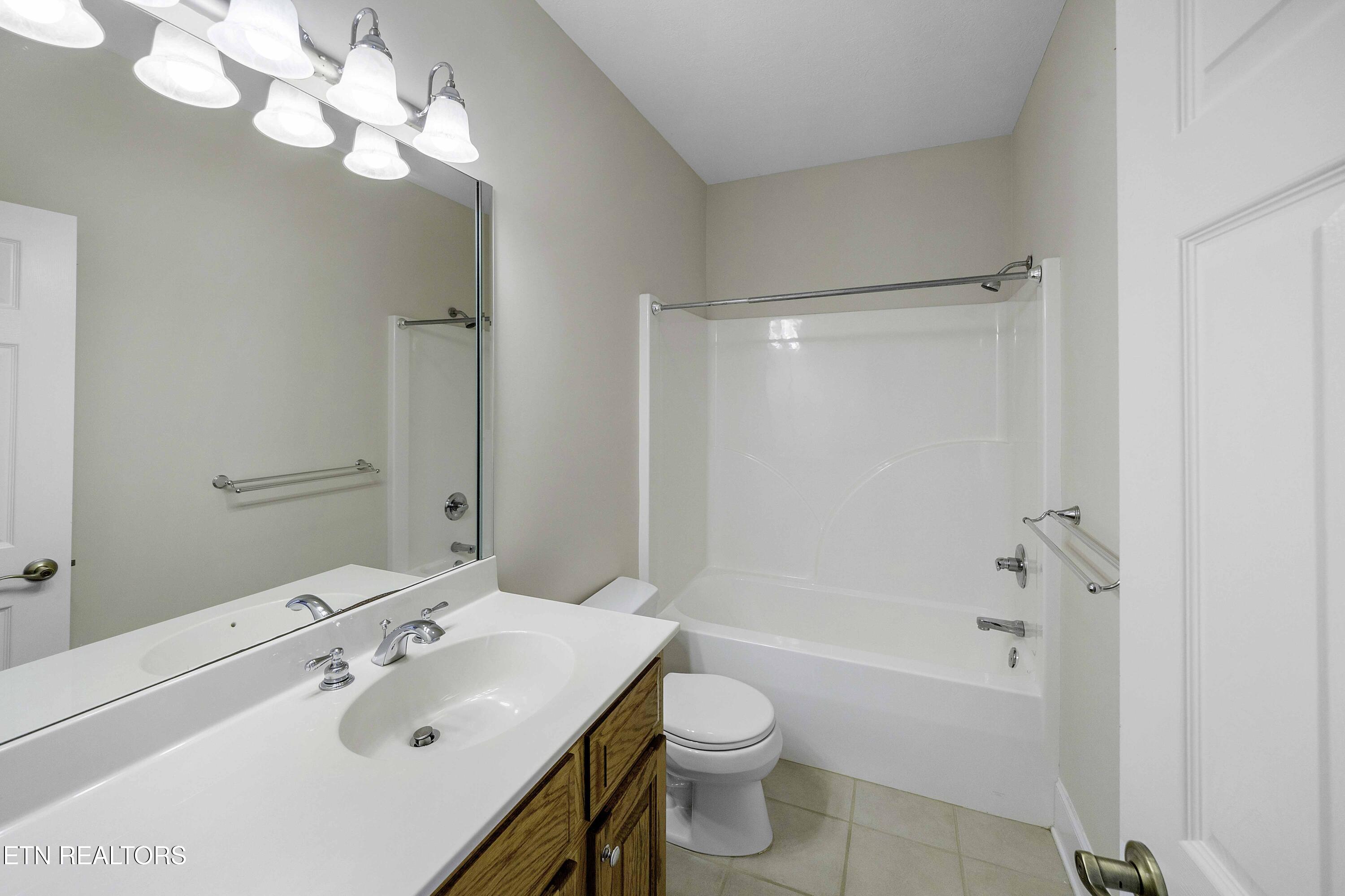 2760 Holston River Drive