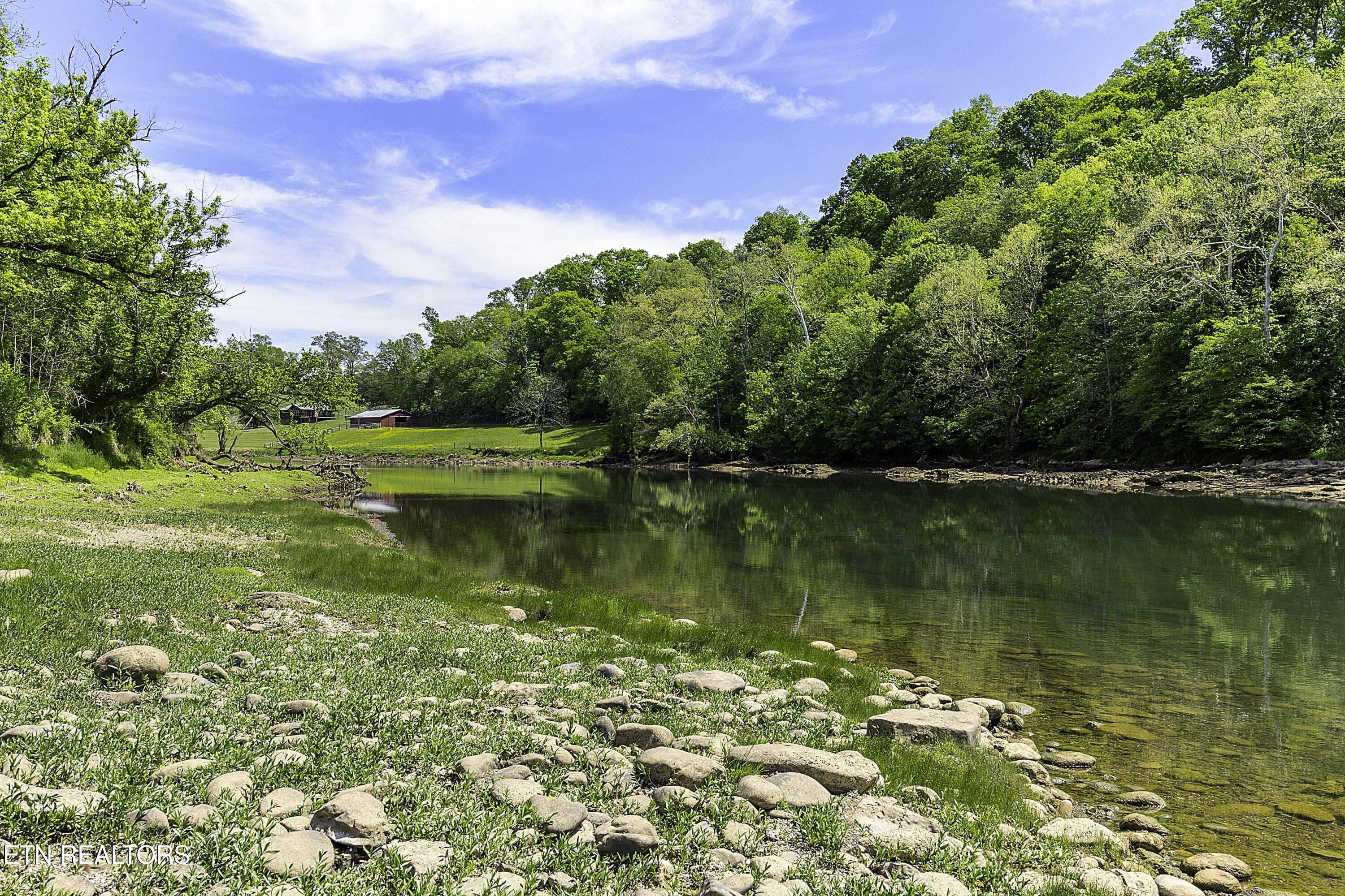 2760 Holston River Drive