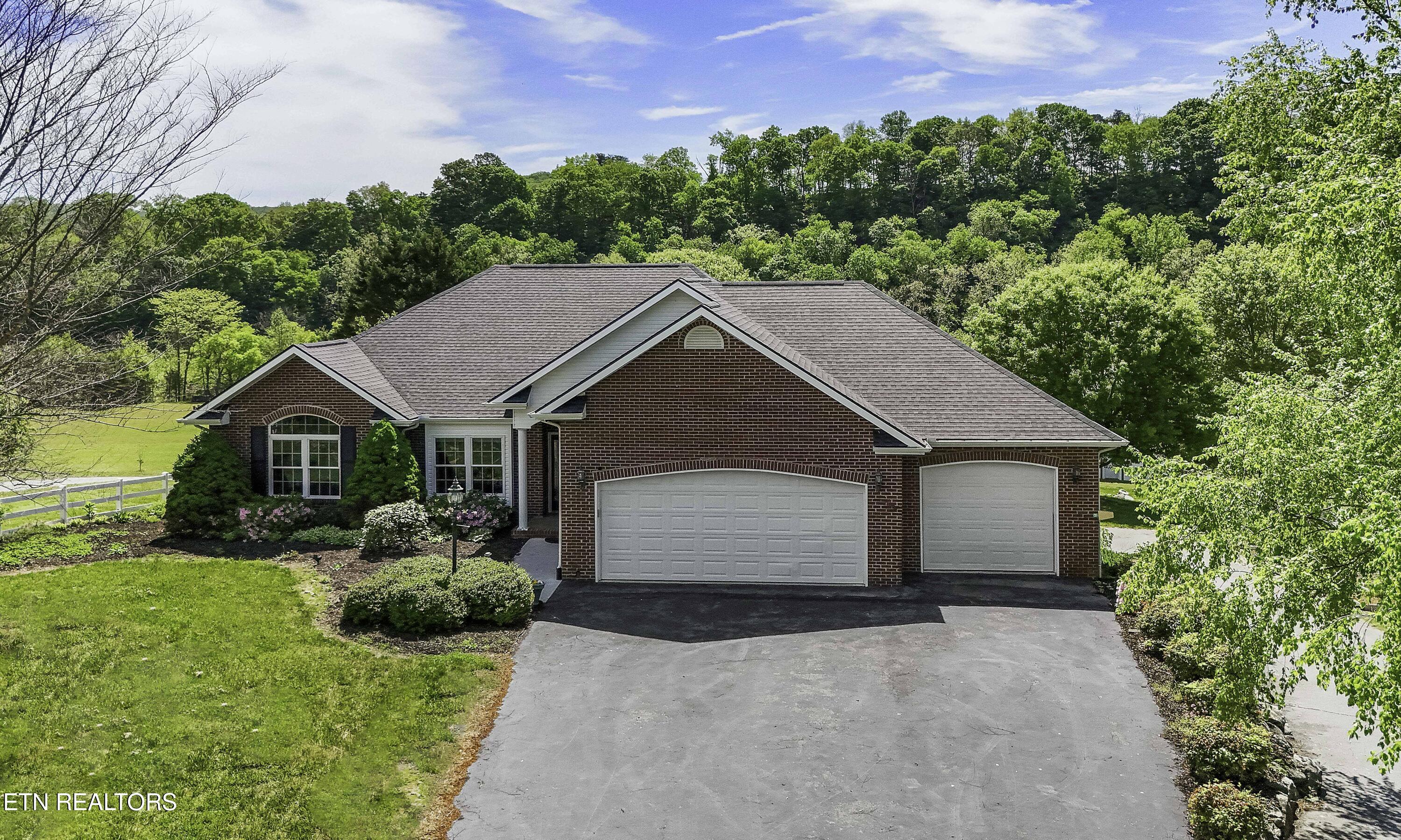 2760 Holston River Drive