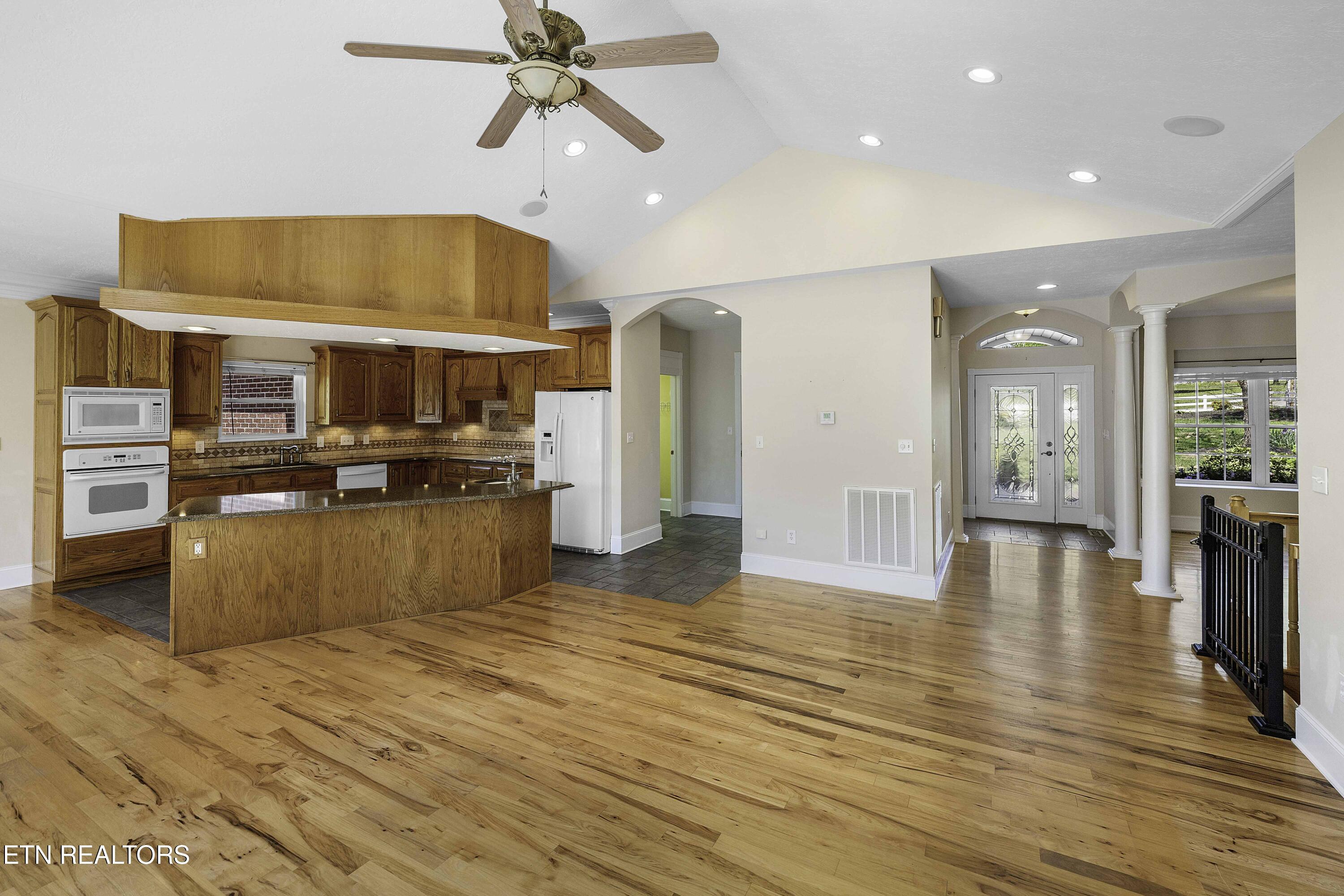 2760 Holston River Drive