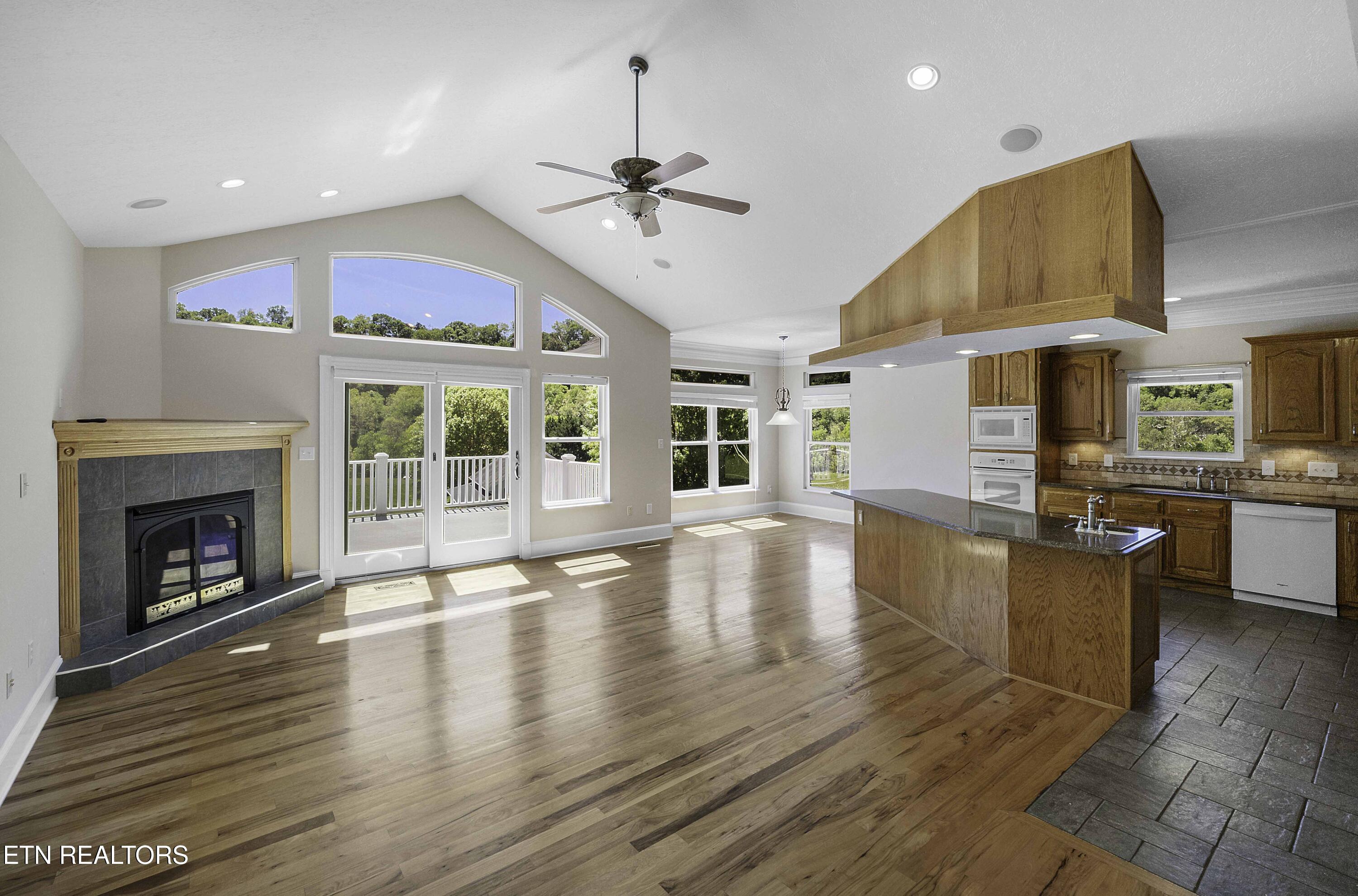 2760 Holston River Drive