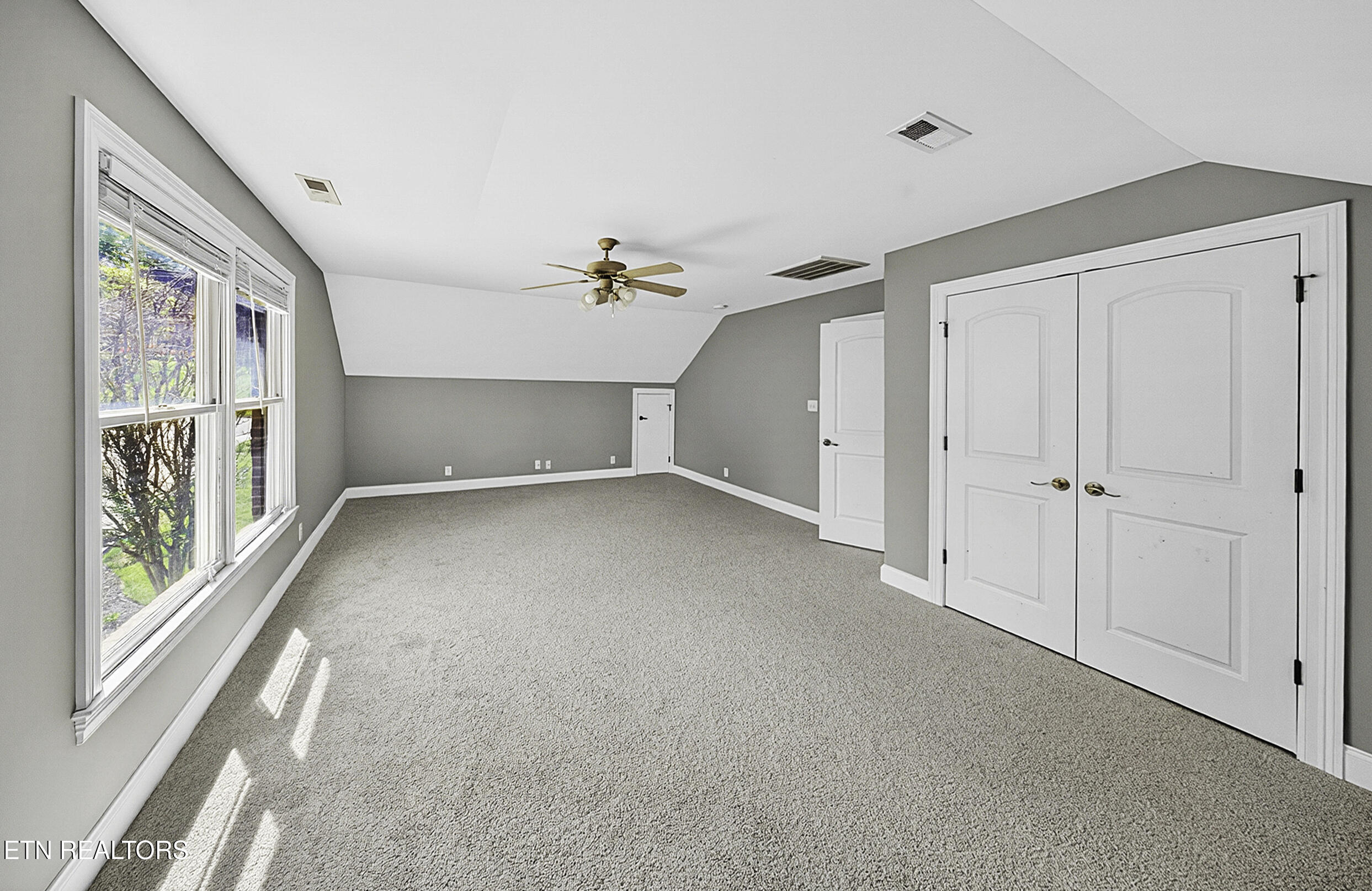 12649 Bayview Drive