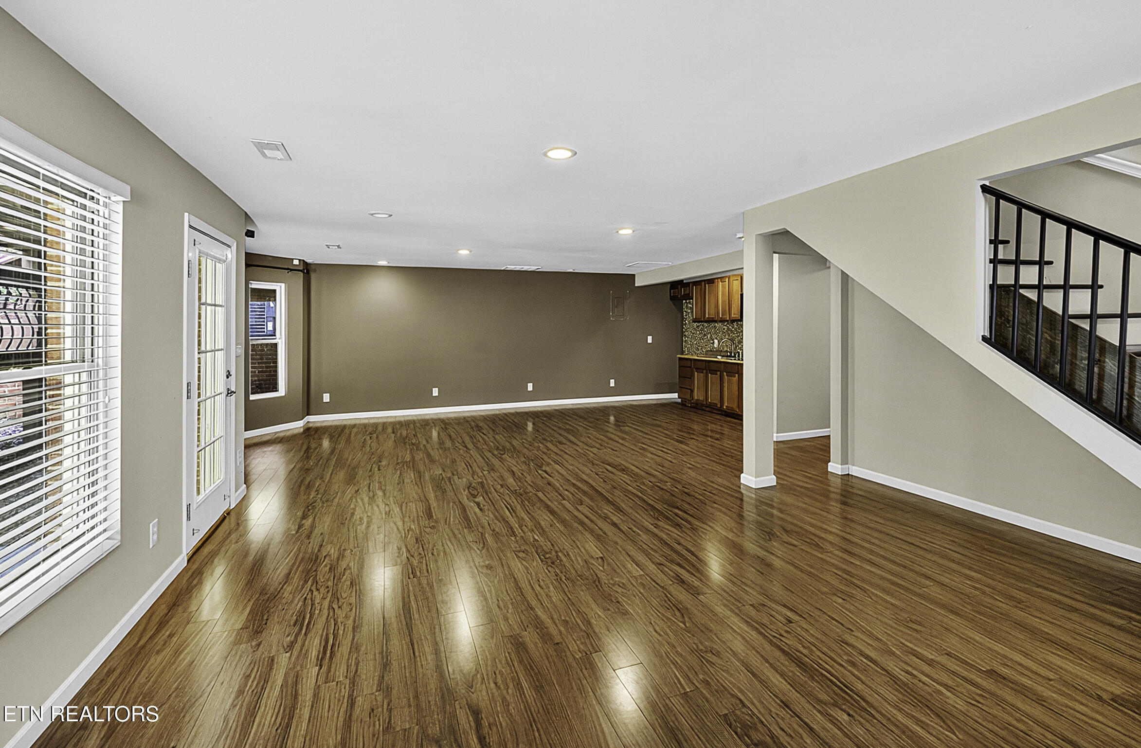 12649 Bayview Drive
