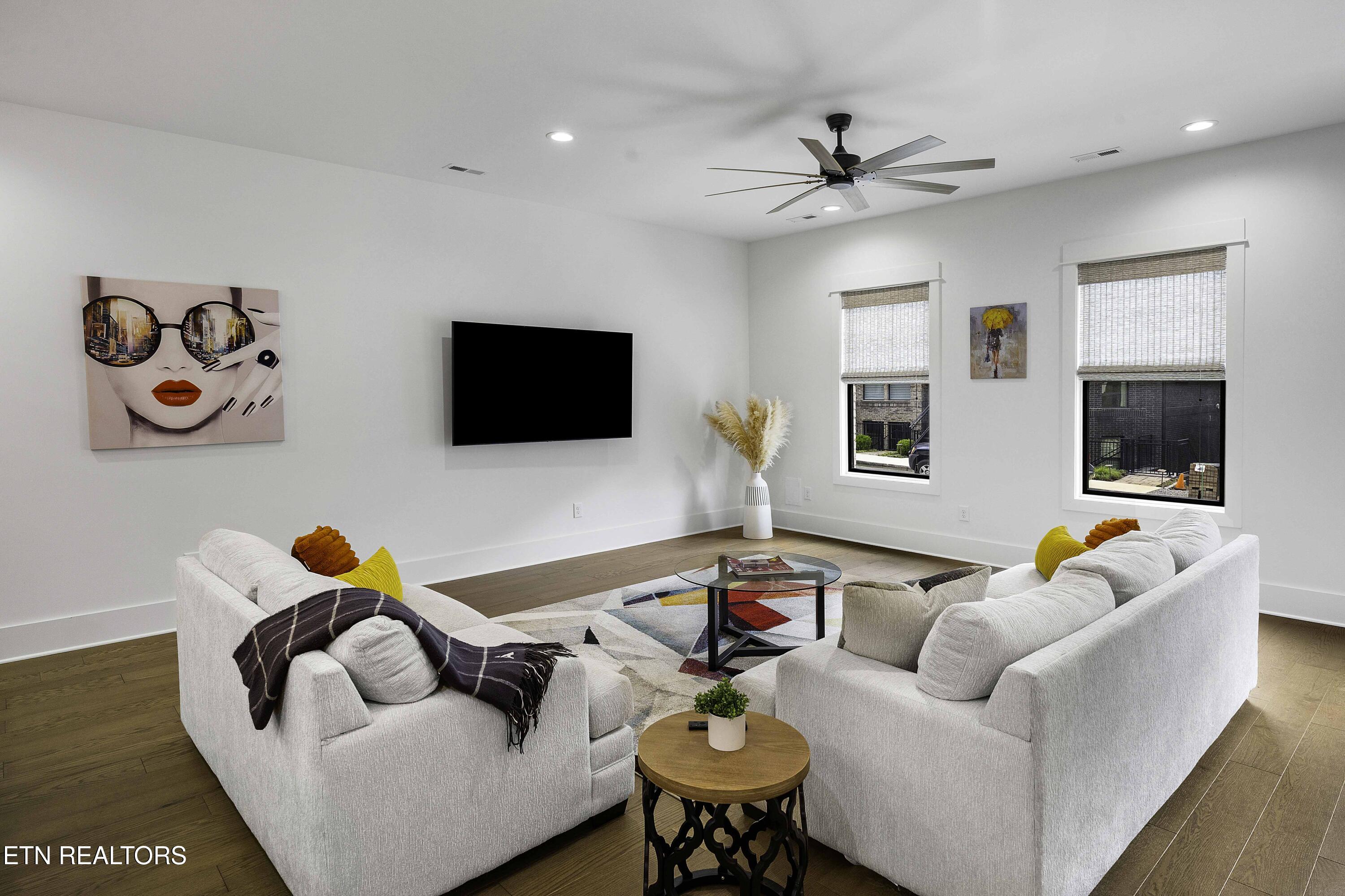 9421 Horizon Drive