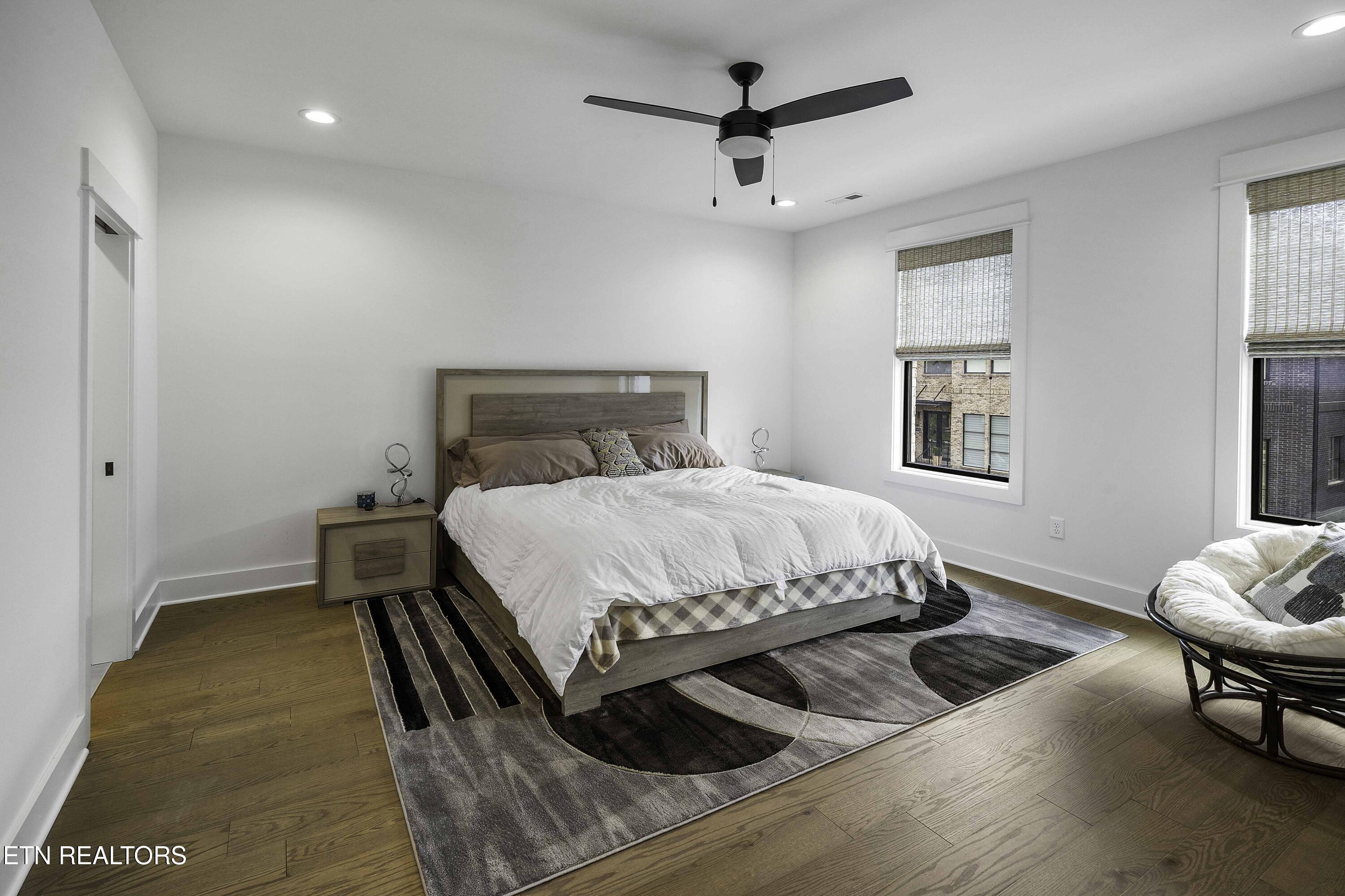 9421 Horizon Drive