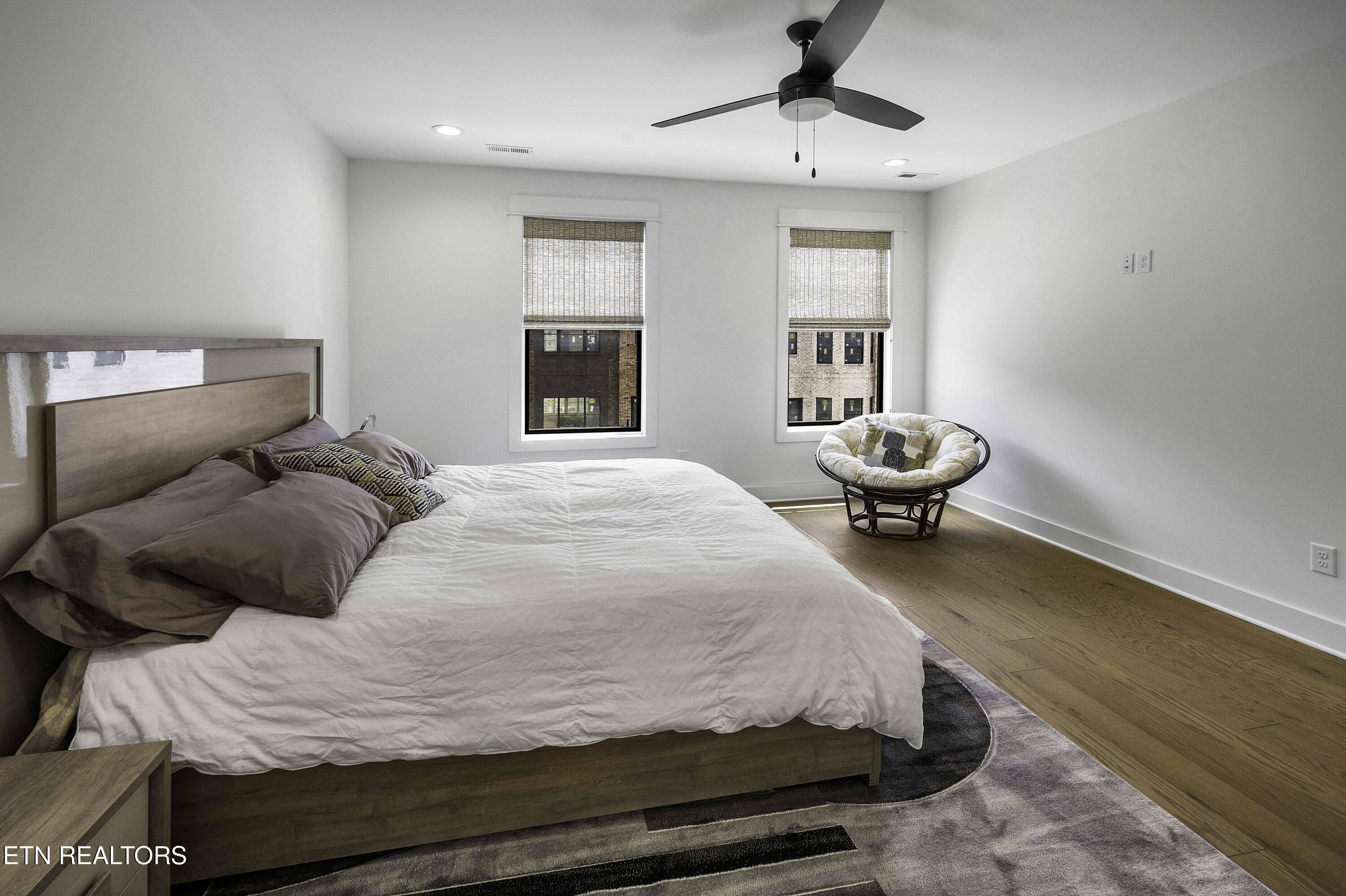 9421 Horizon Drive