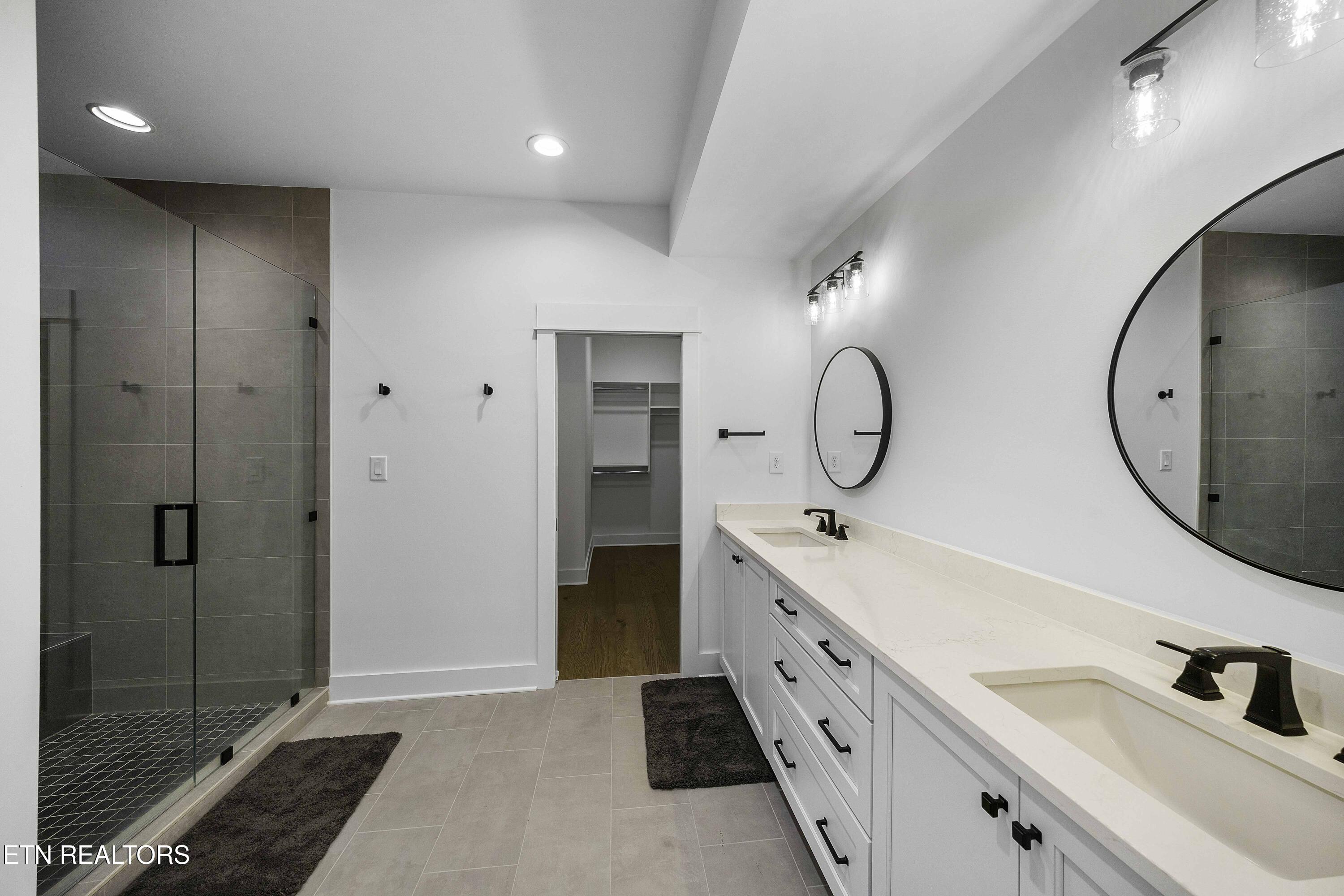 9421 Horizon Drive