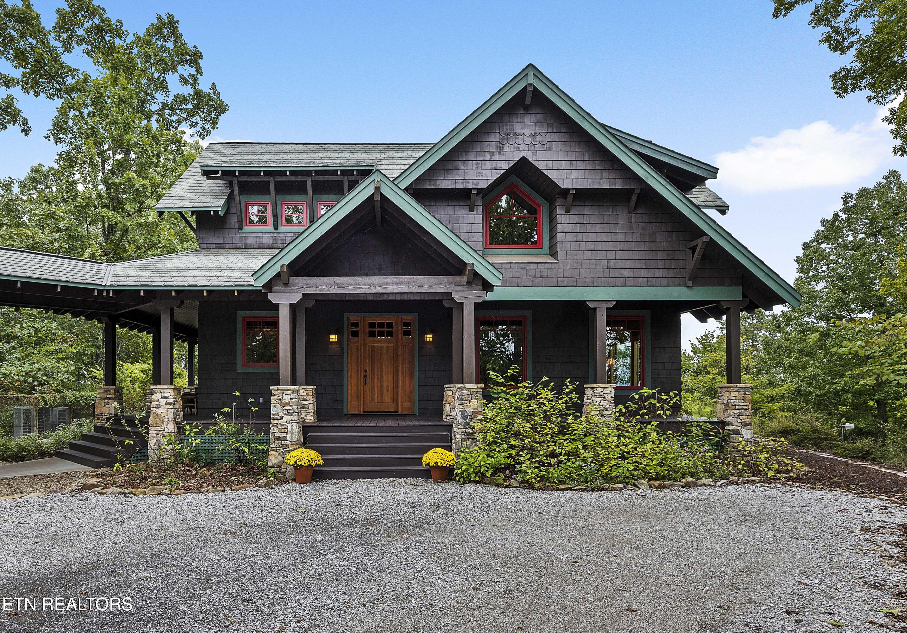 225 Eagle Ridge Rd