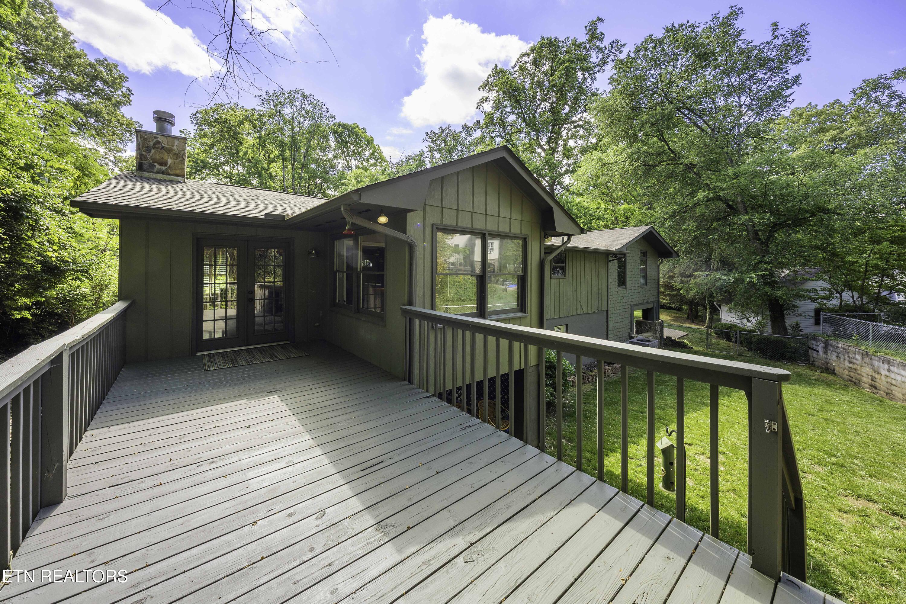 4317 Hiawatha Drive