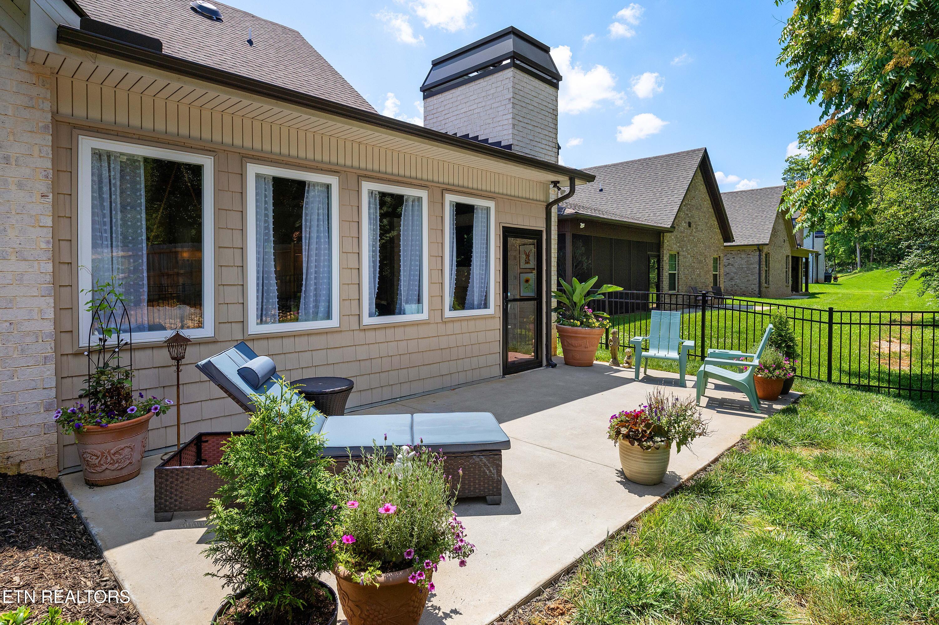 1470 Bronze Lane