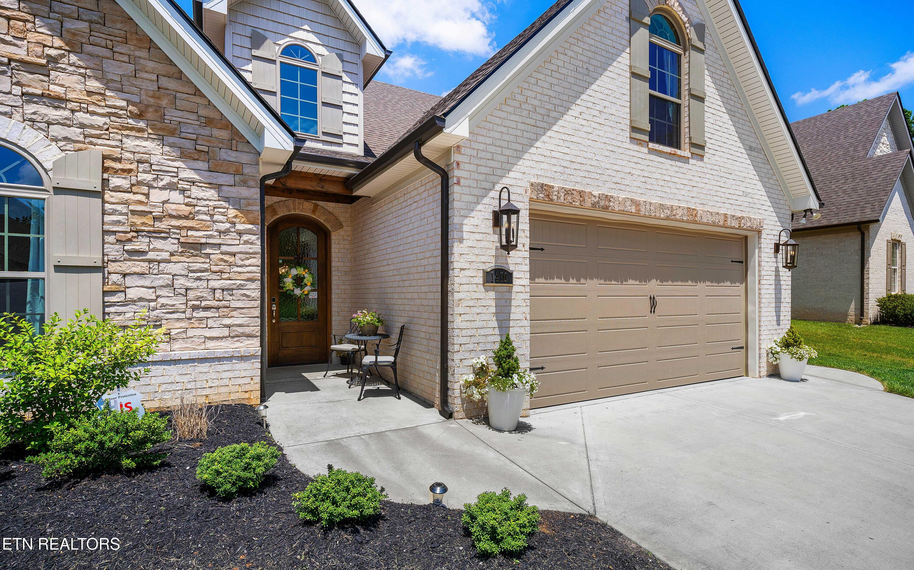 1470 Bronze Lane