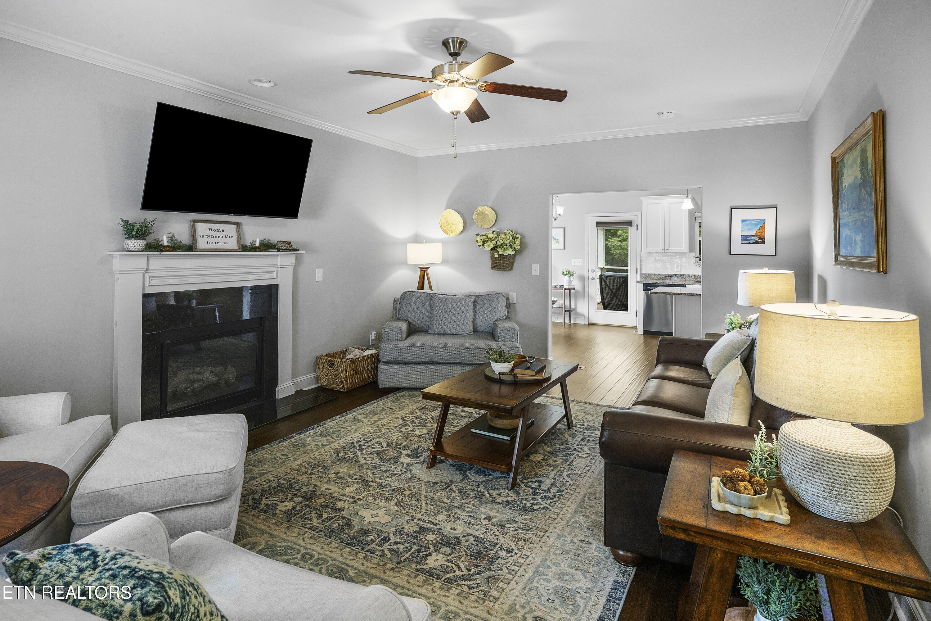 3055 Oakwood Hills Lane