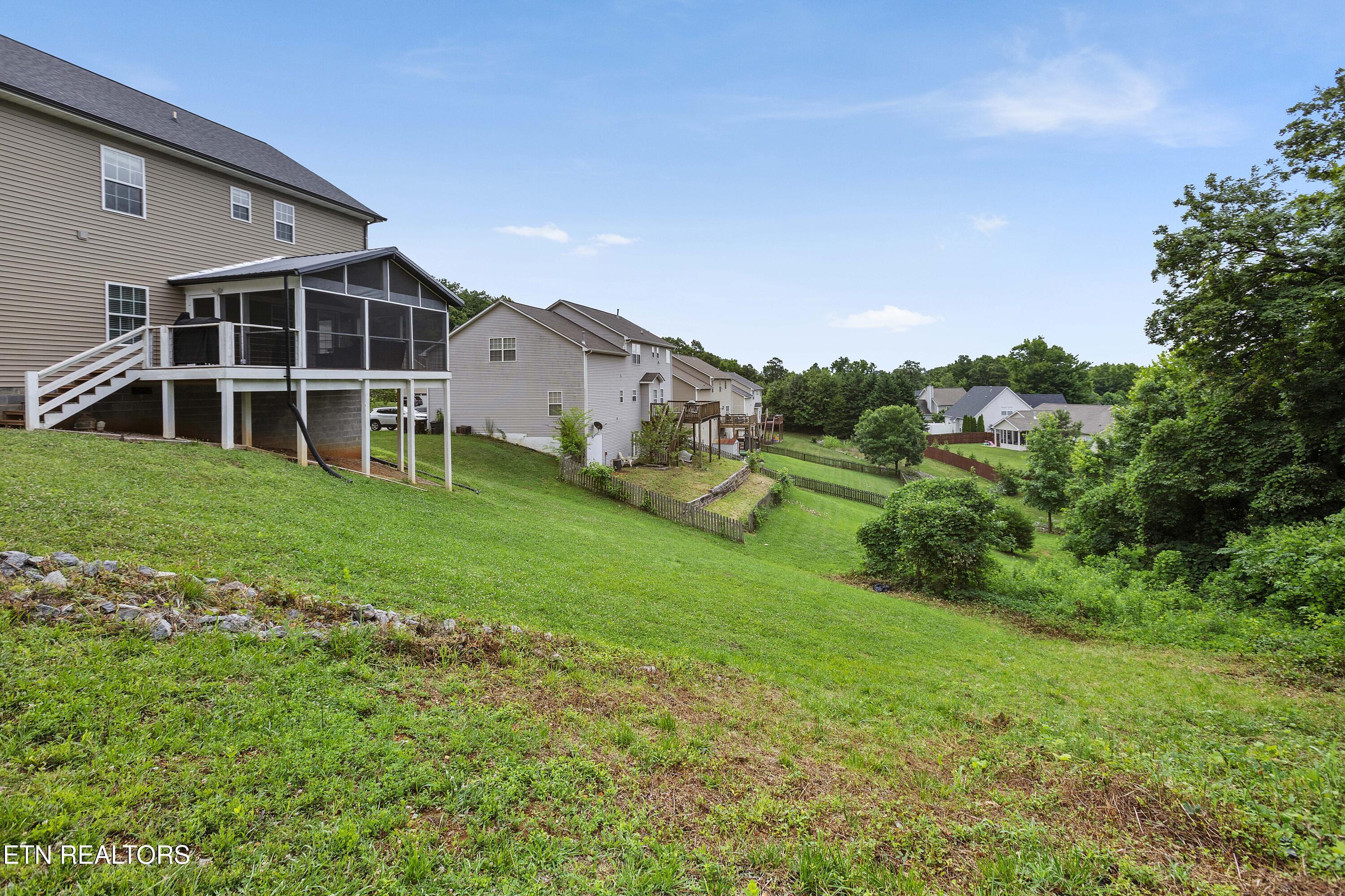 3055 Oakwood Hills Lane