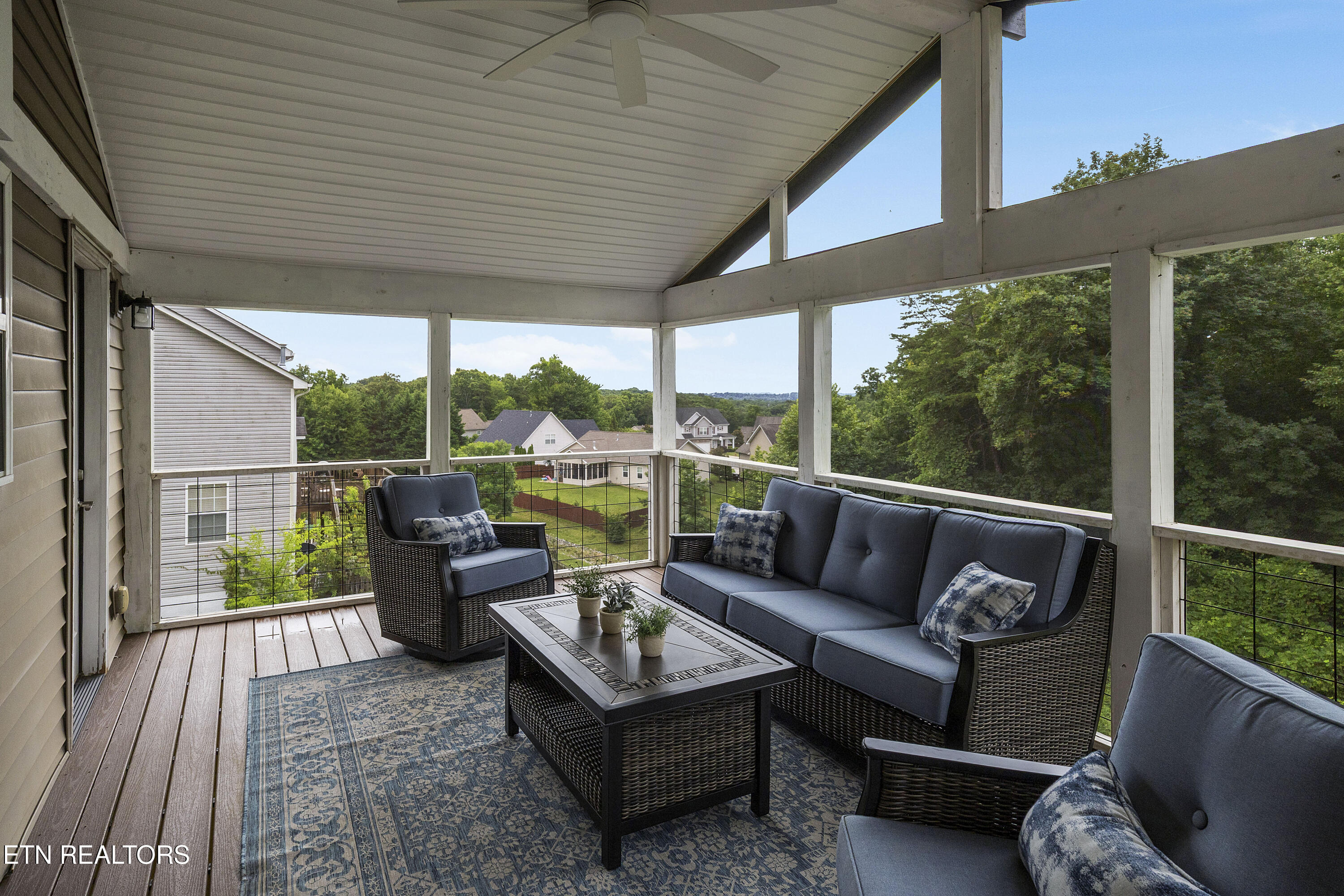 3055 Oakwood Hills Lane