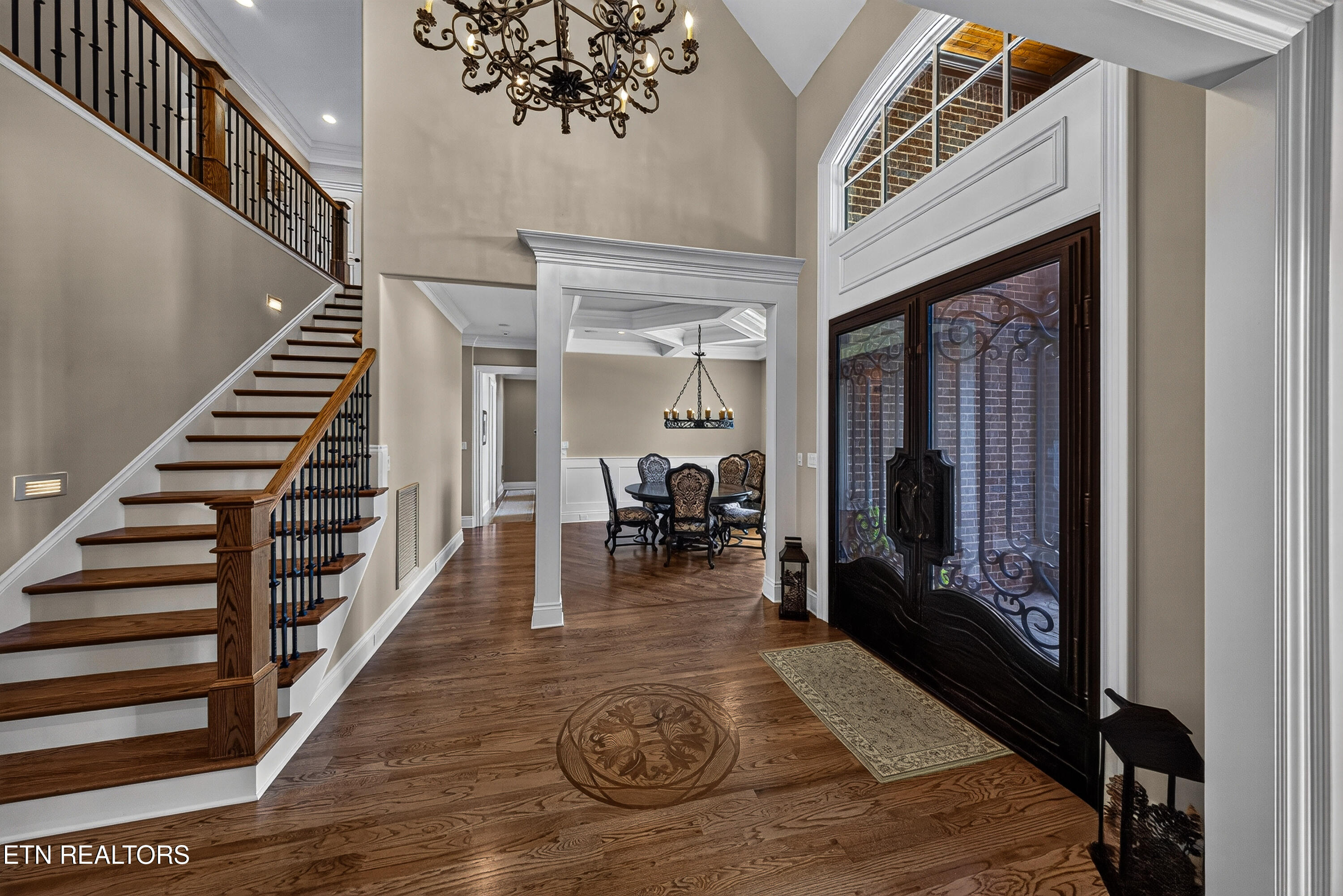 3642 Edgewater Way