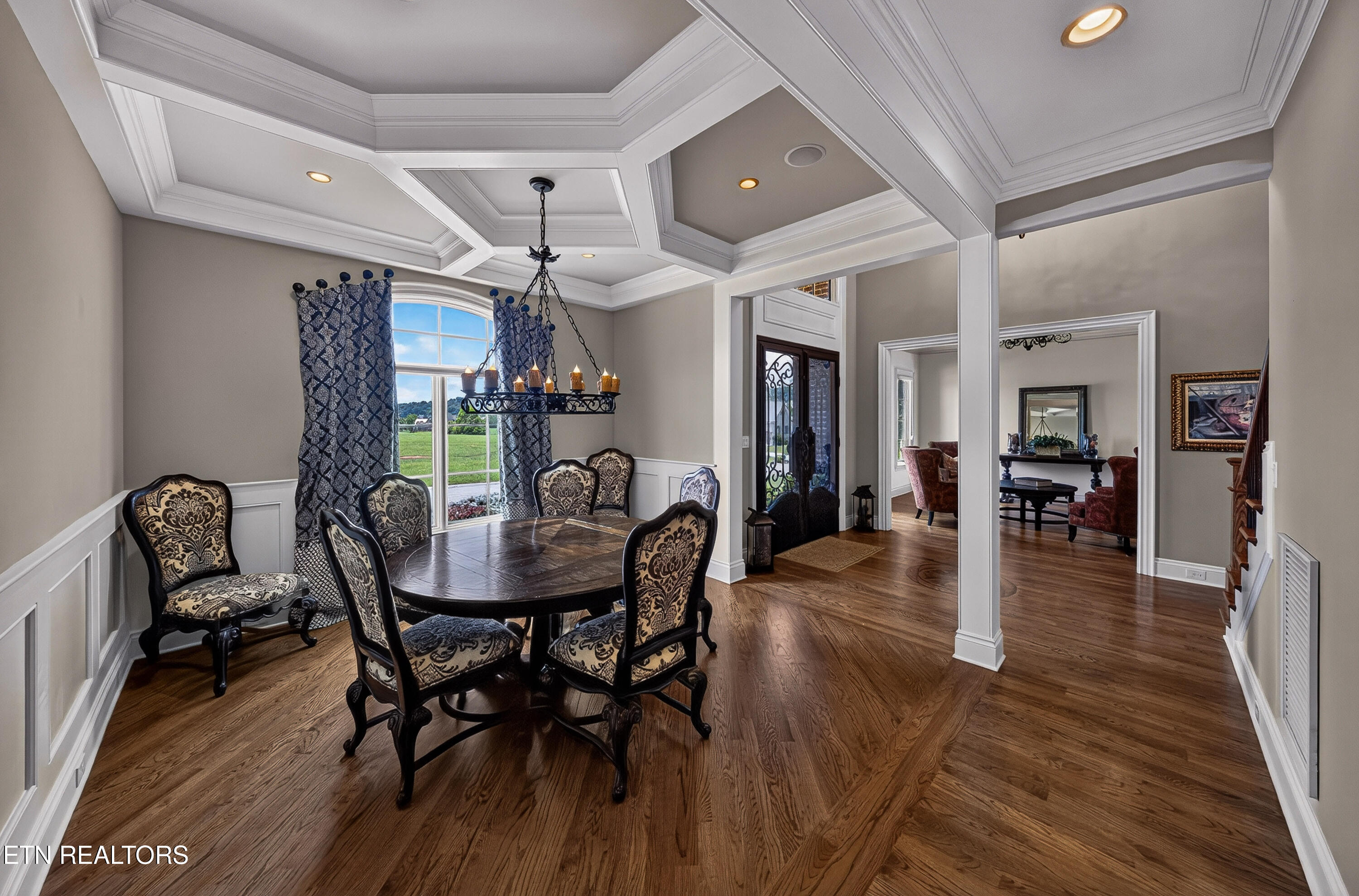 3642 Edgewater Way
