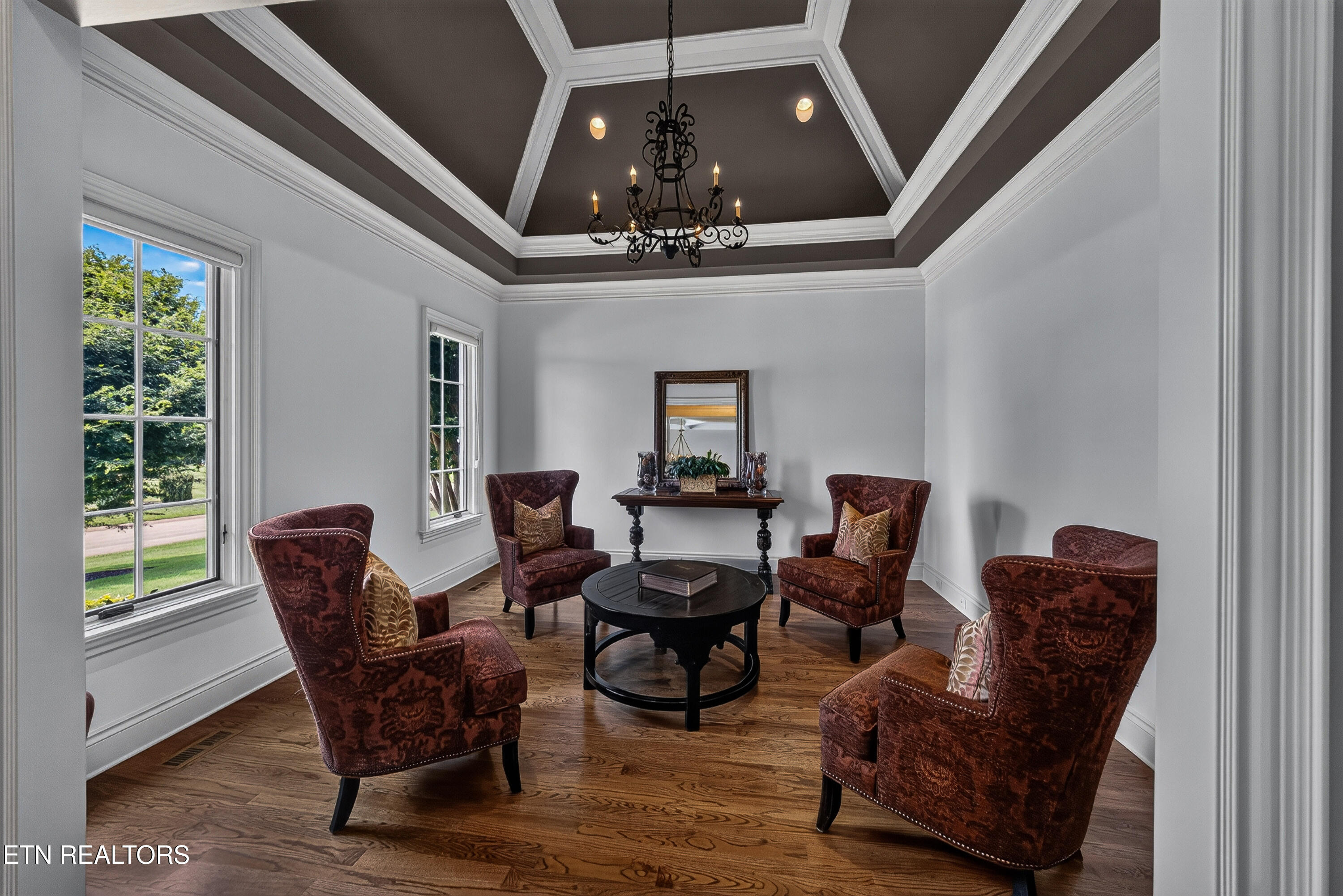3642 Edgewater Way