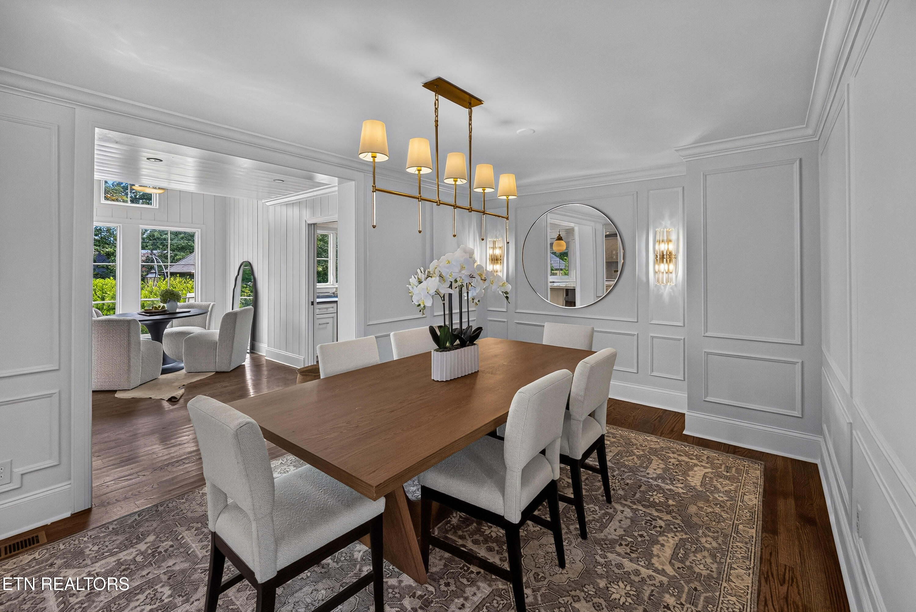 3672 Woodland Drive