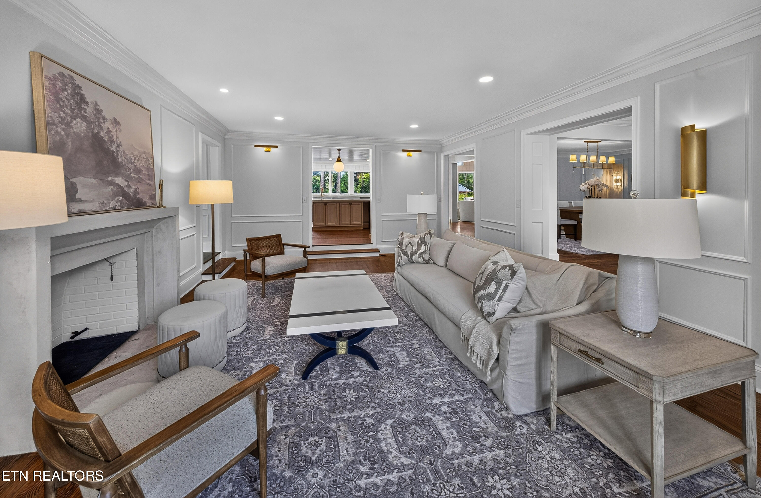 3672 Woodland Drive