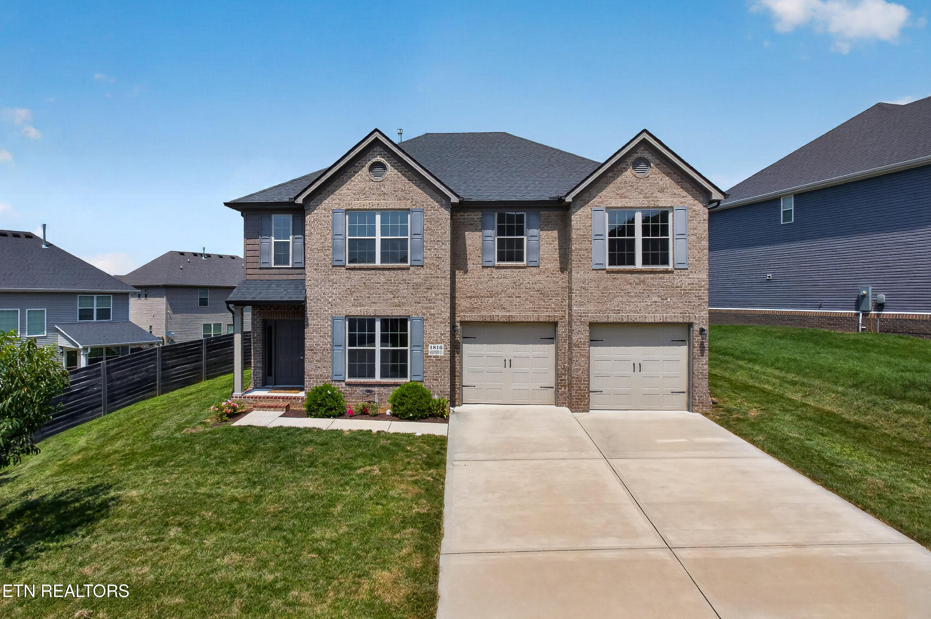 1816 Shadyside Lane