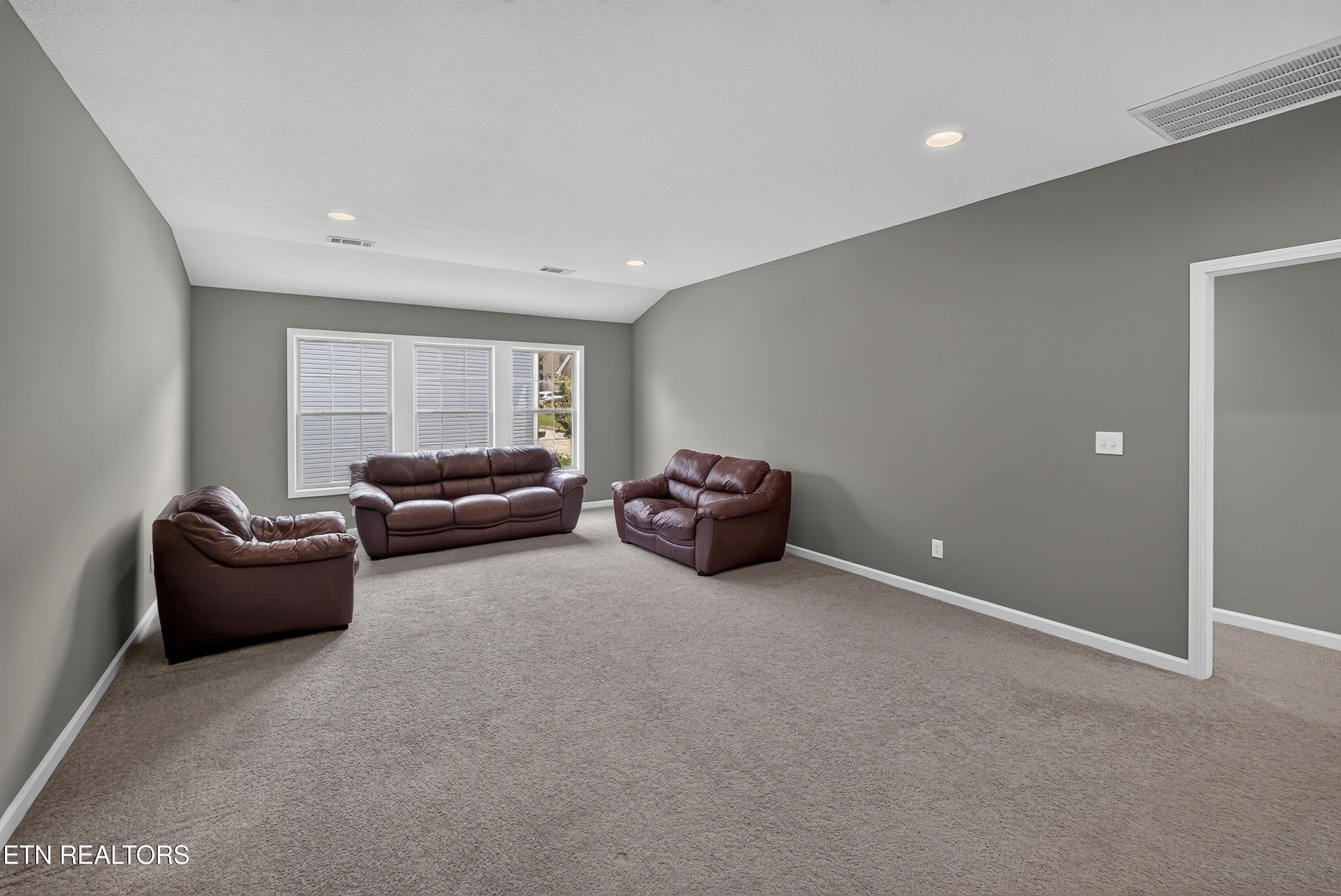 1816 Shadyside Lane