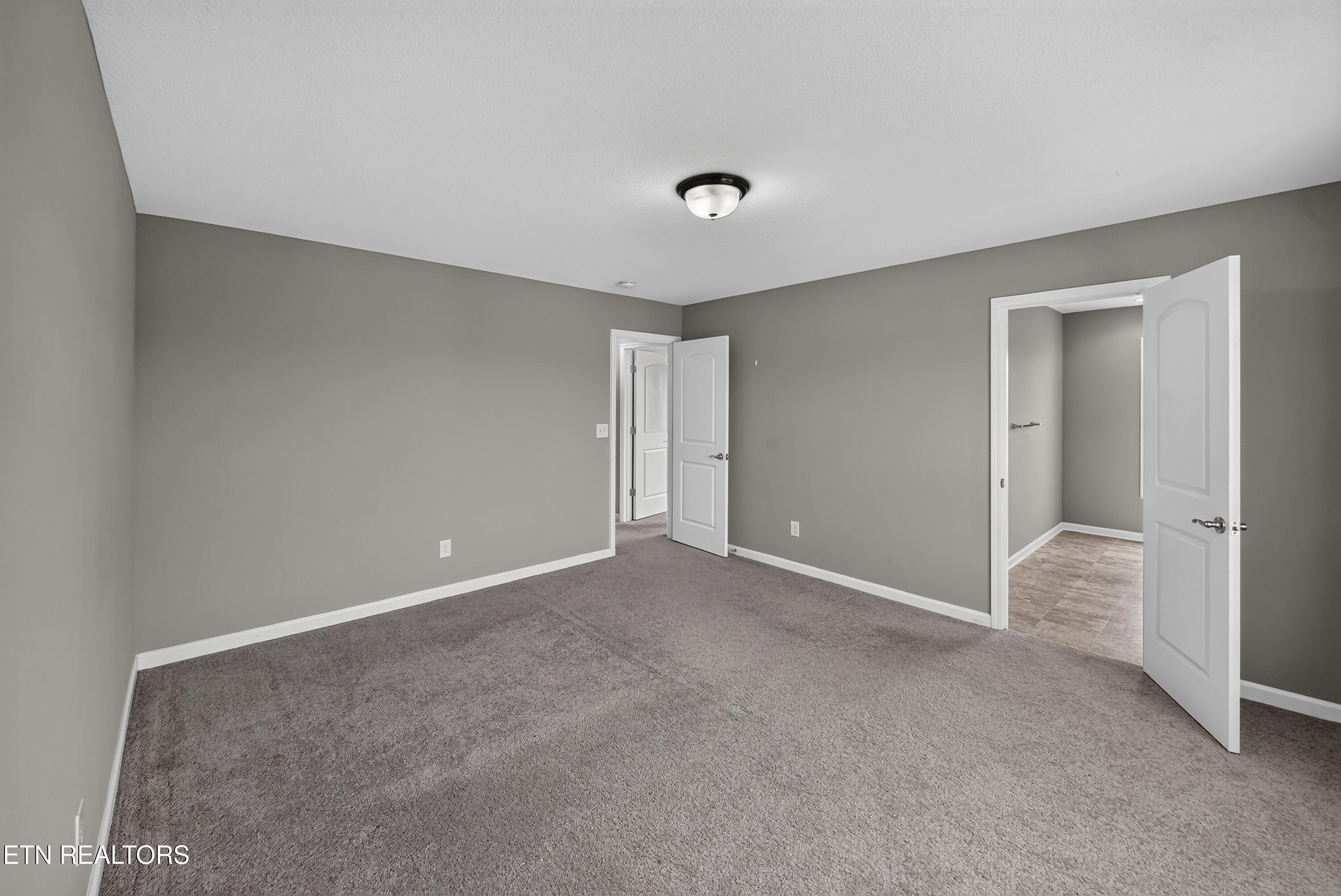 1816 Shadyside Lane
