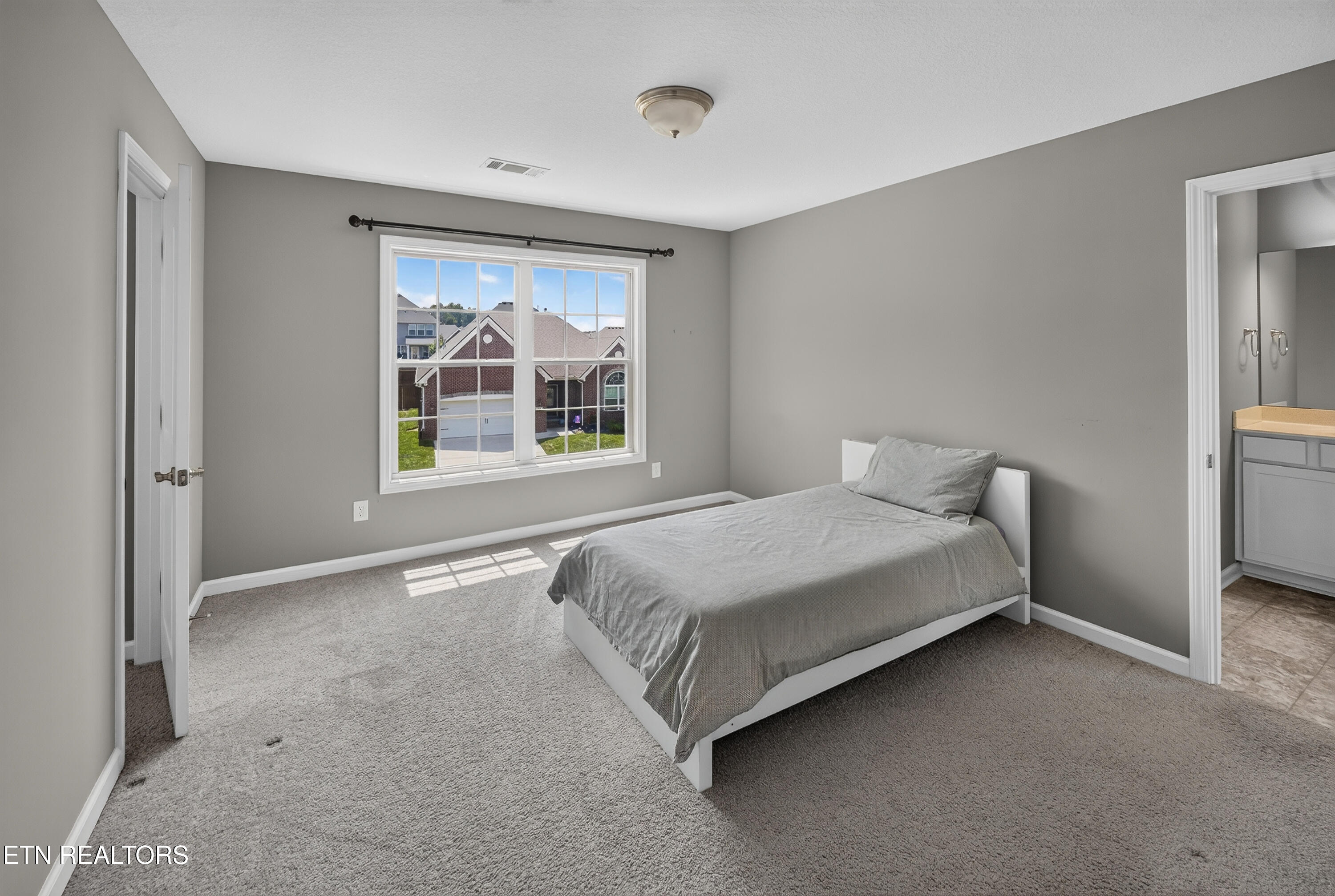 1816 Shadyside Lane