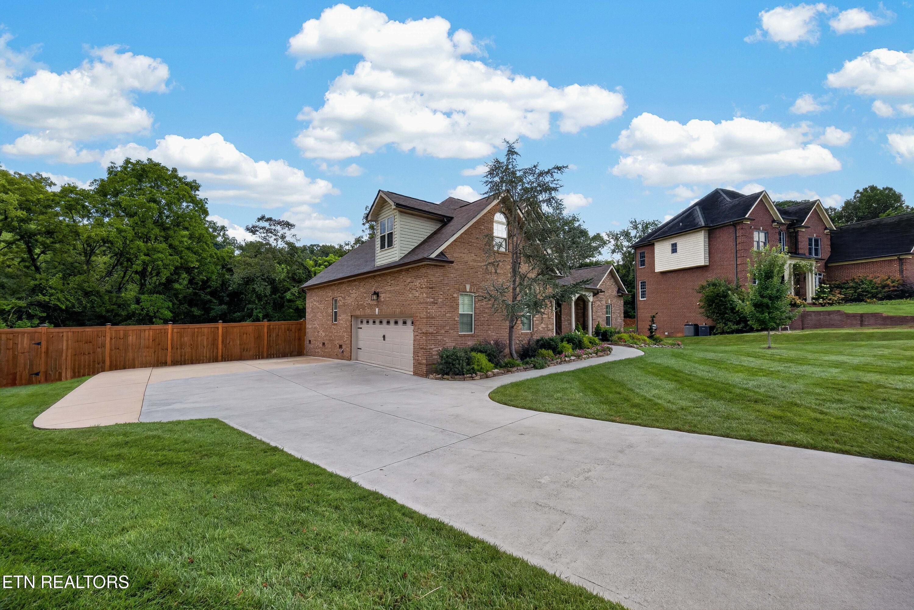 3424 Hubbs Crossing Lane