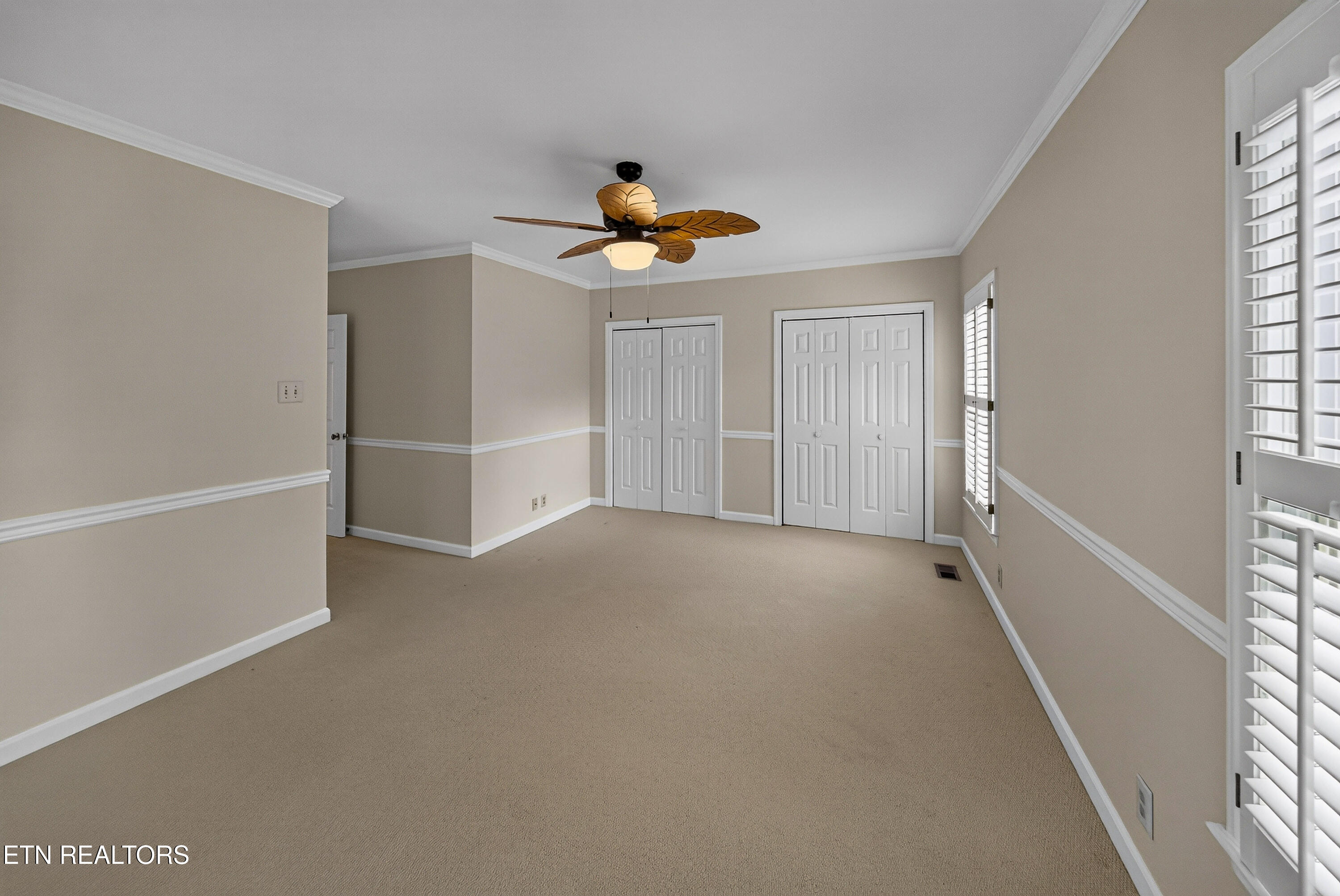 6812 Glenbrook Drive