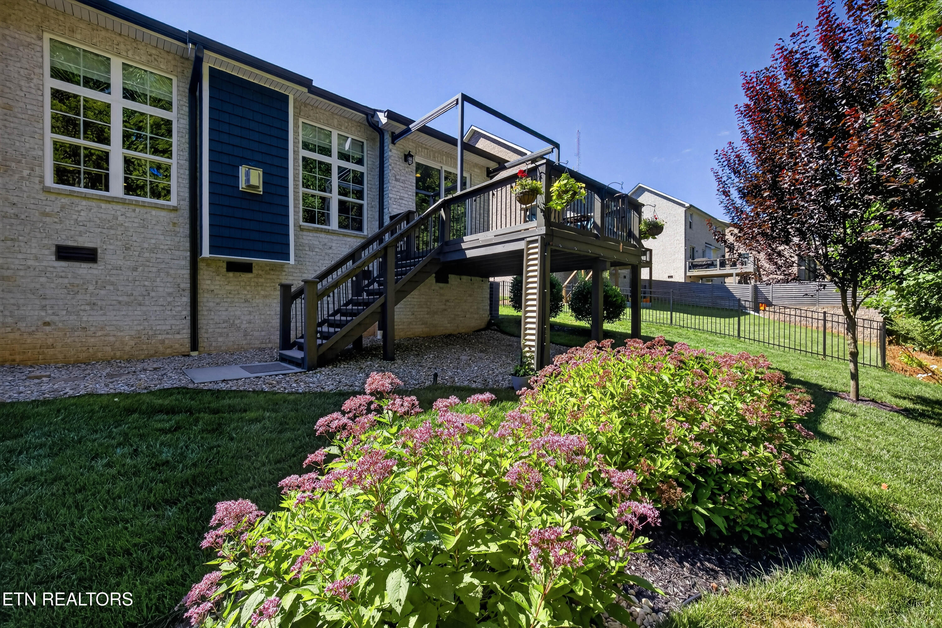 11827 Black Rd
