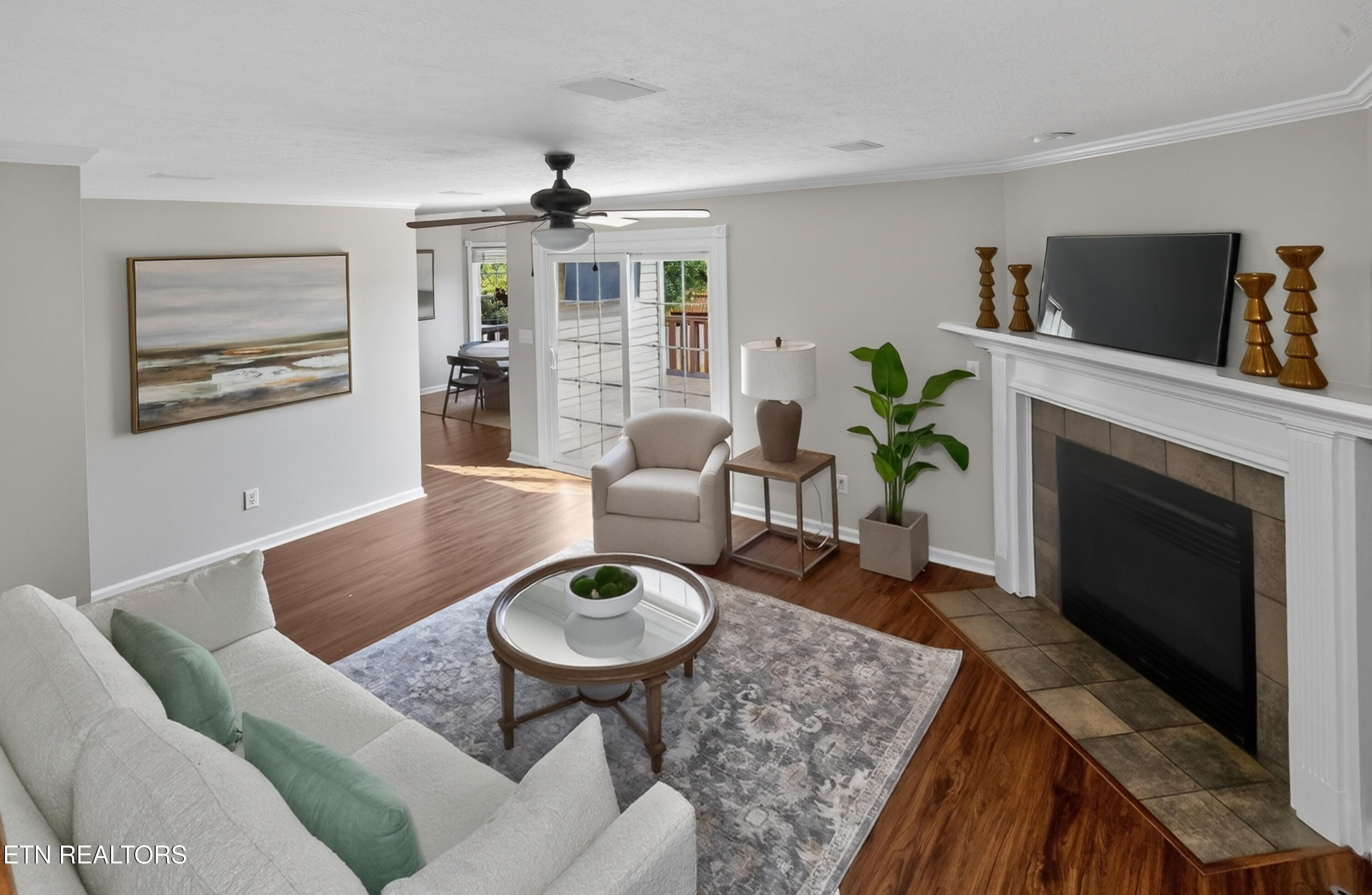 828 Paxton Drive
