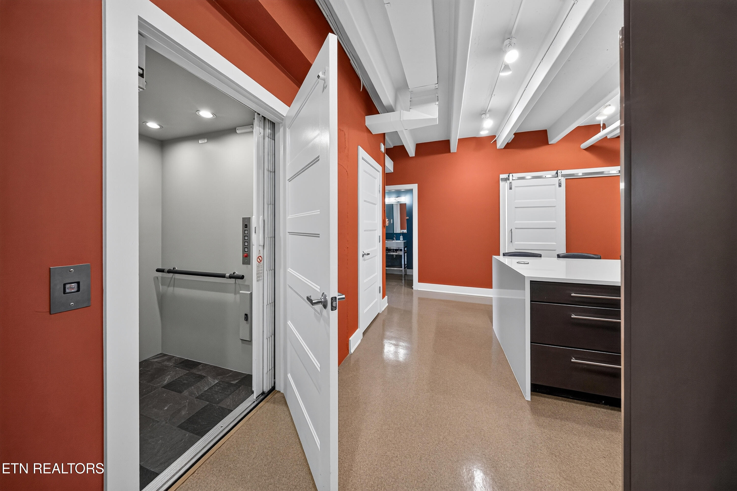 3305 Bunker Hill Drive