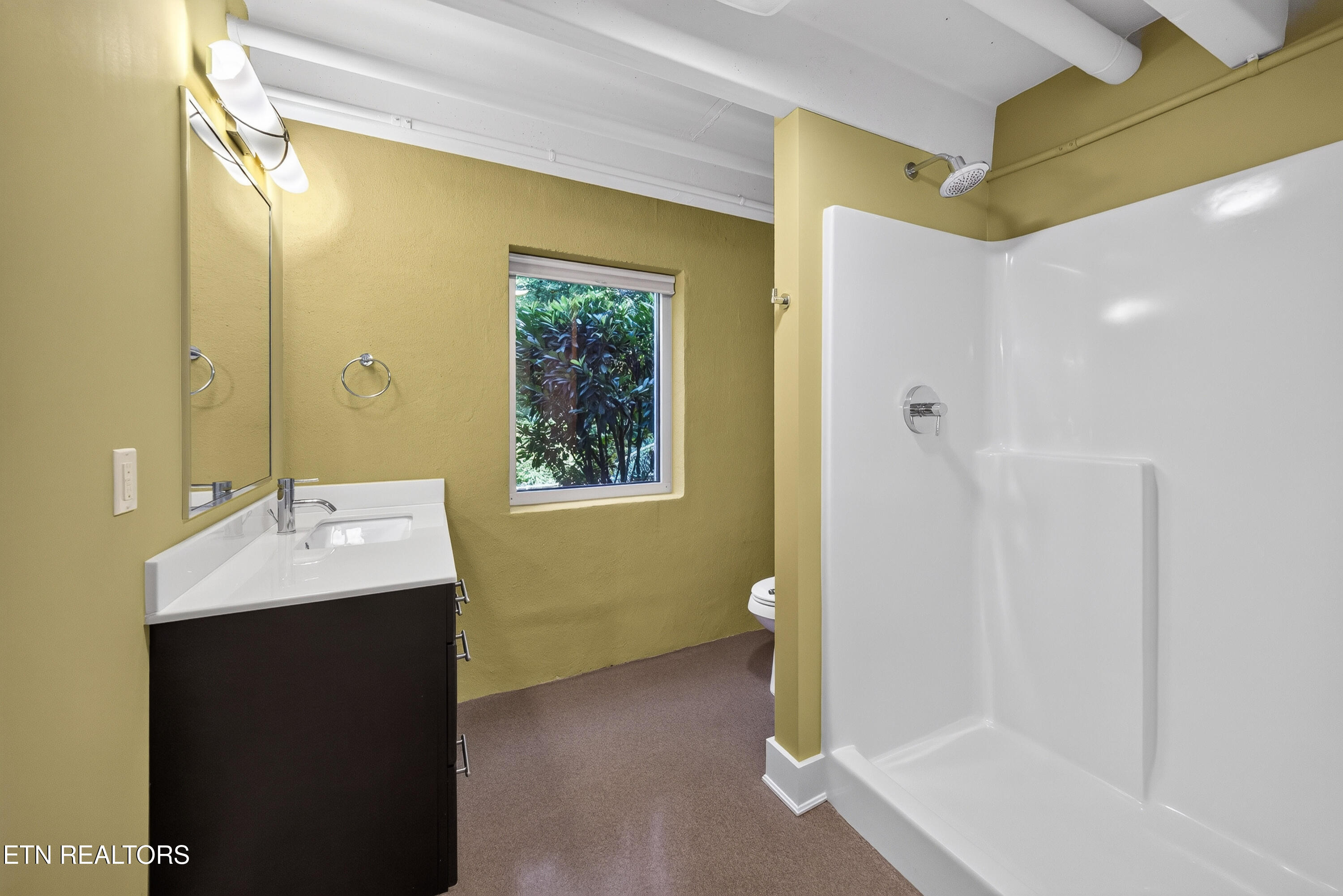 3305 Bunker Hill Drive
