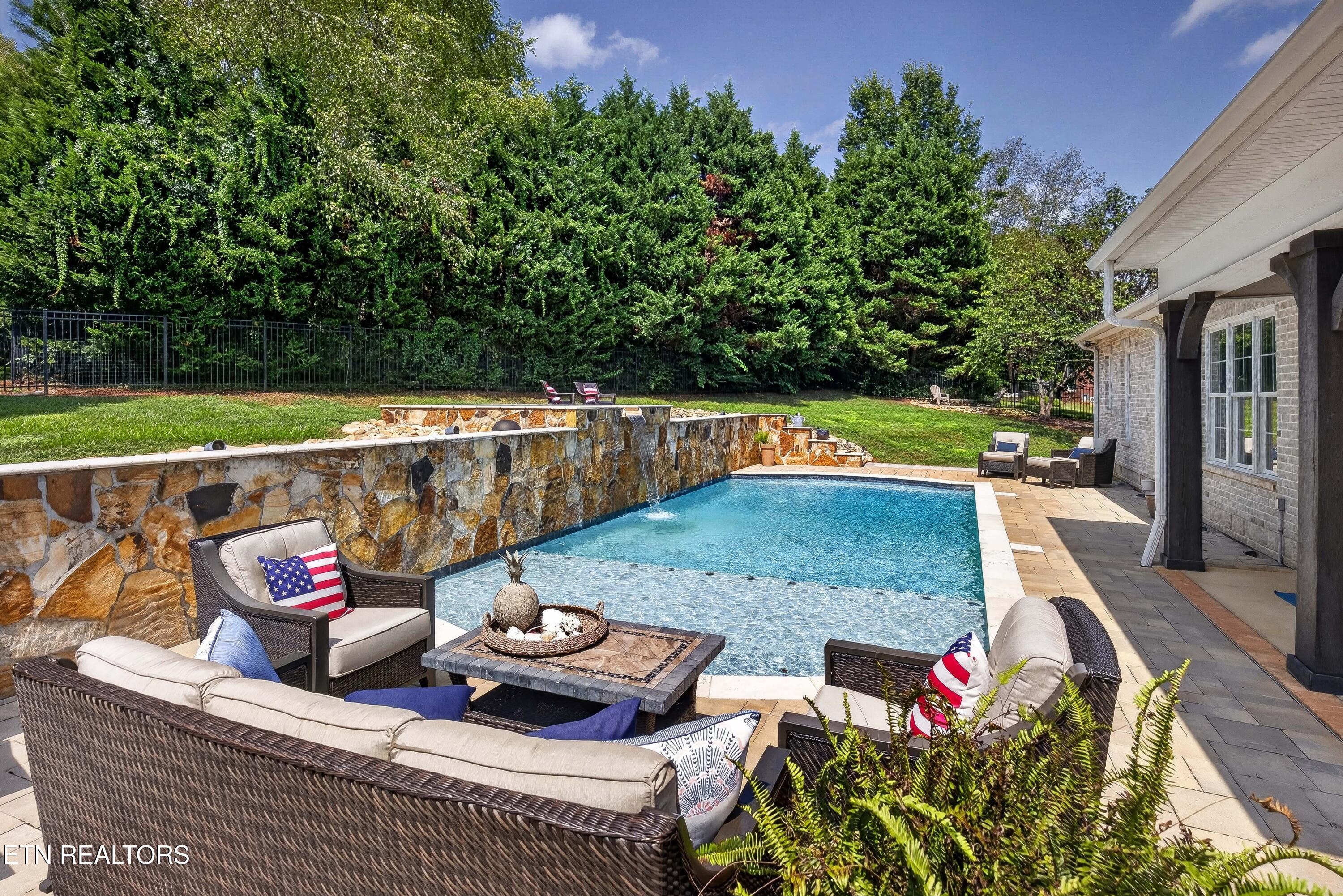 12300 Mallard Bay Drive