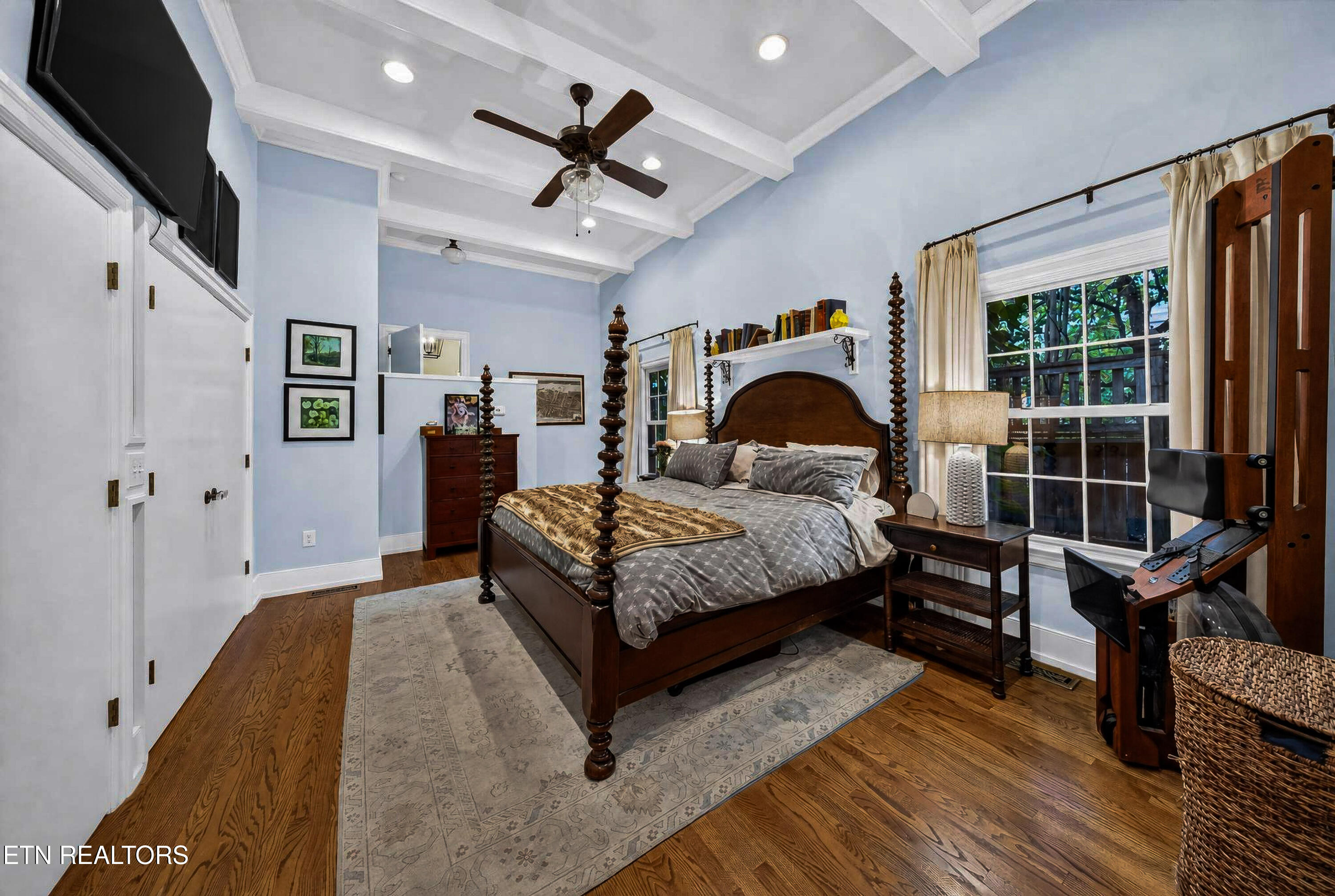 1100 W Nokomis Circle