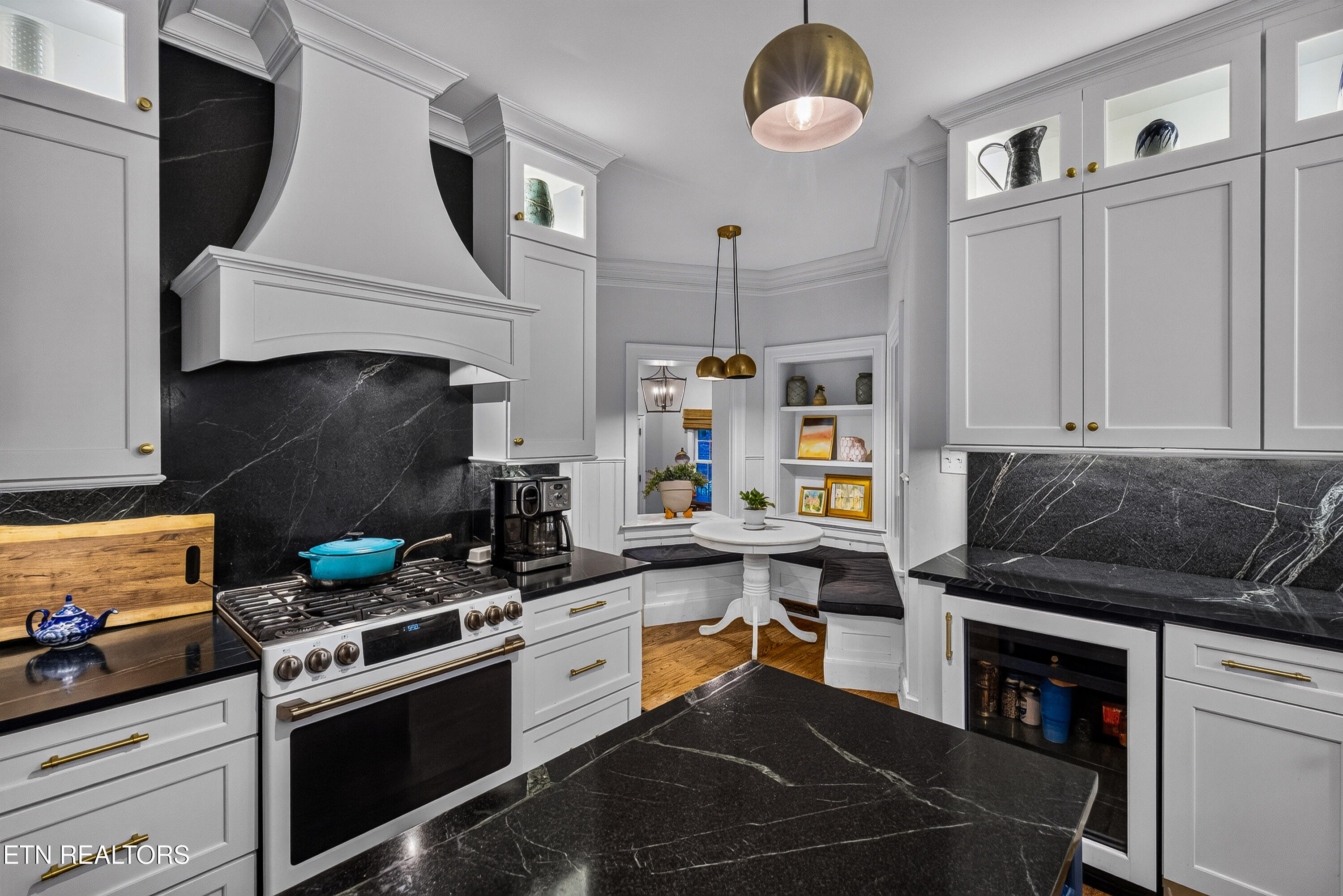 1100 W Nokomis Circle