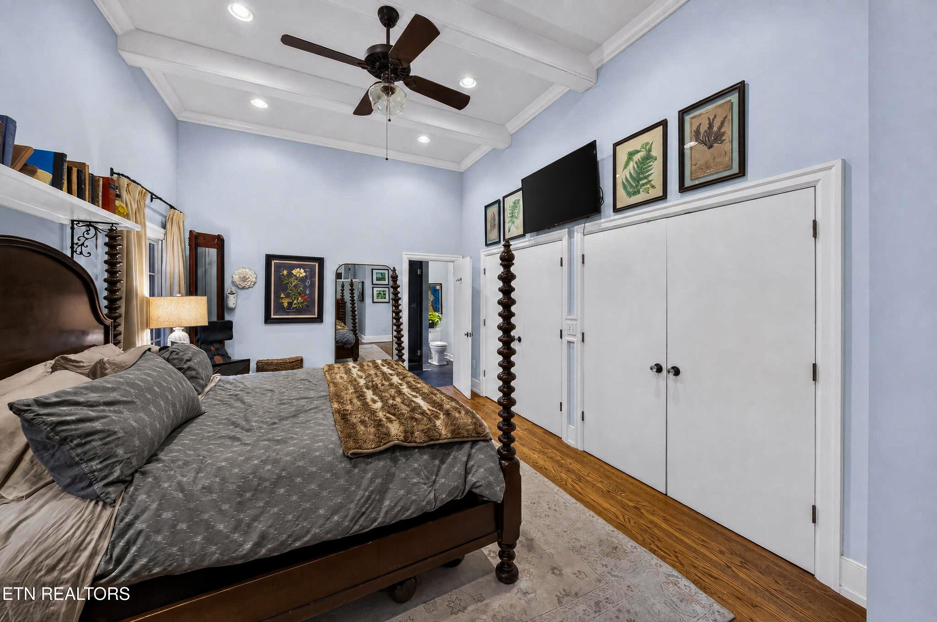 1100 W Nokomis Circle